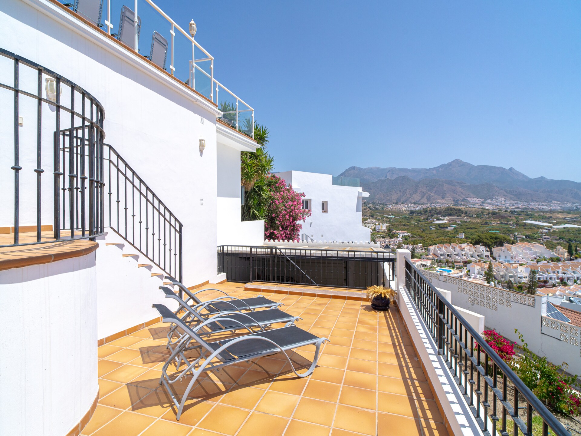 Mirador de Punta Lara: Ruime villa met zeezicht en tuin bij Nerja - foto 50