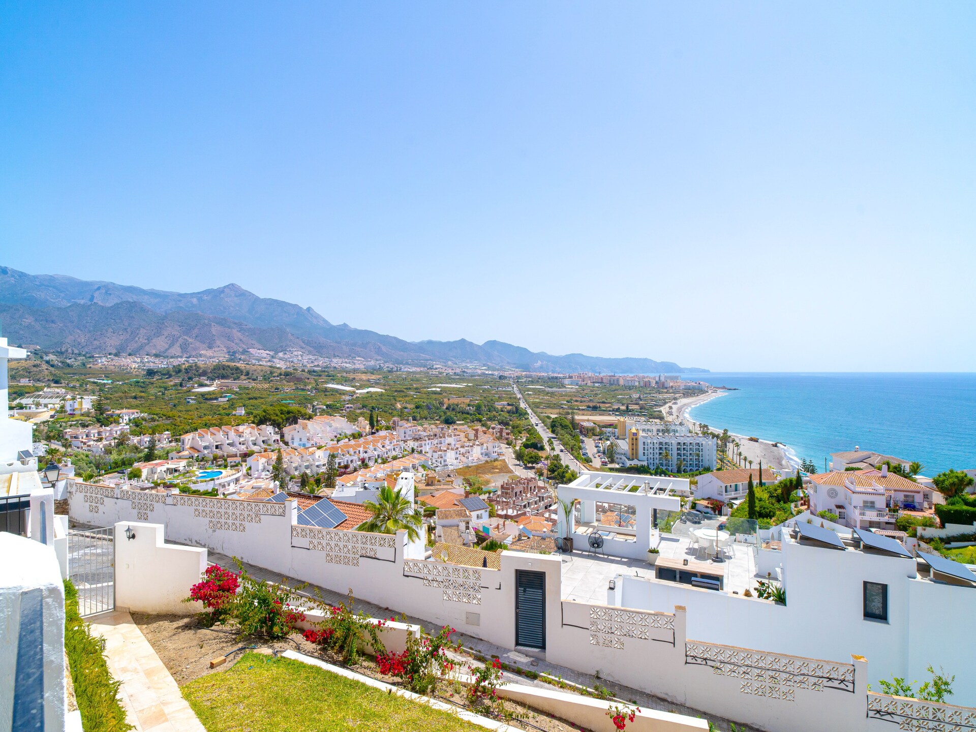 Mirador de Punta Lara: Ruime villa met zeezicht en tuin bij Nerja - foto 39
