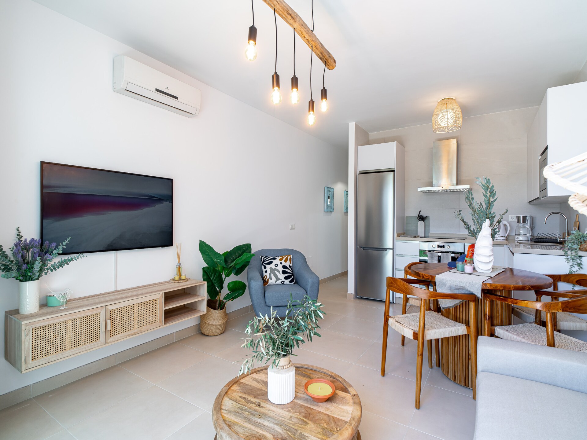 Stijlvol appartement met tuin en gemeenschappelijk zwembad op 1,5 km van strand - foto 25