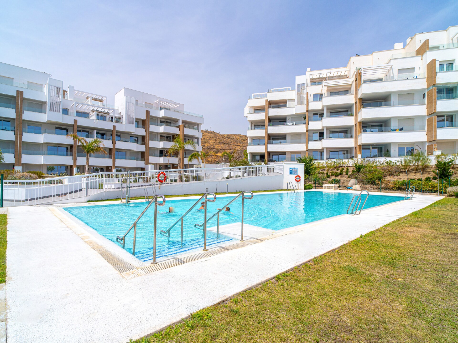 Strandappartement met zeezicht en zwembad in Torrox Costa - foto 8