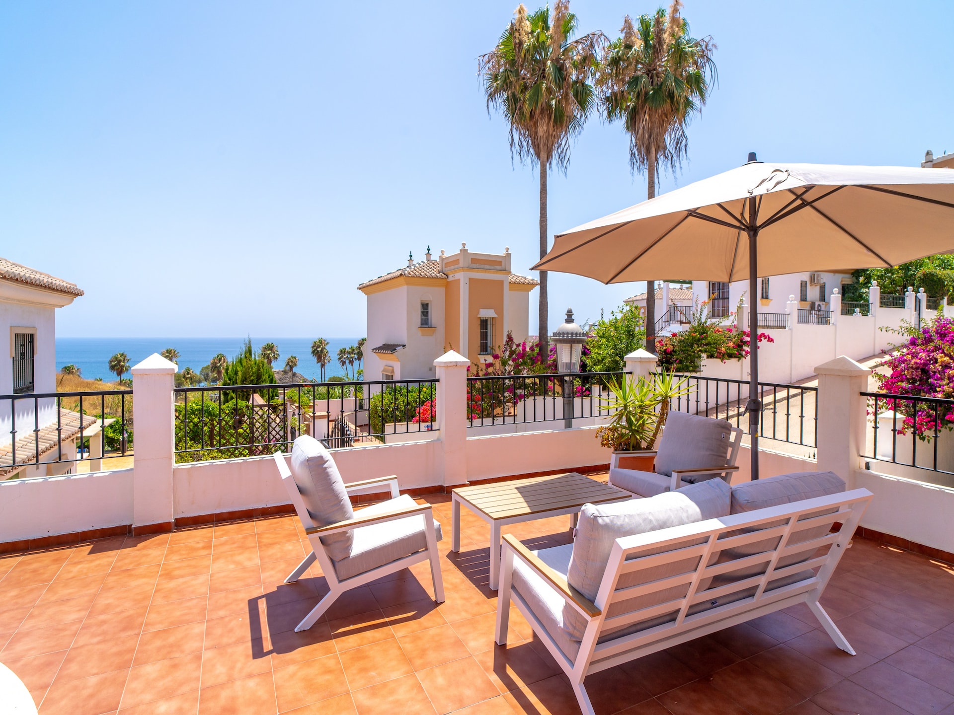 Op 500 m van het strand: Villa Tamango Hill Vistamar in Torrox Costa - foto 39