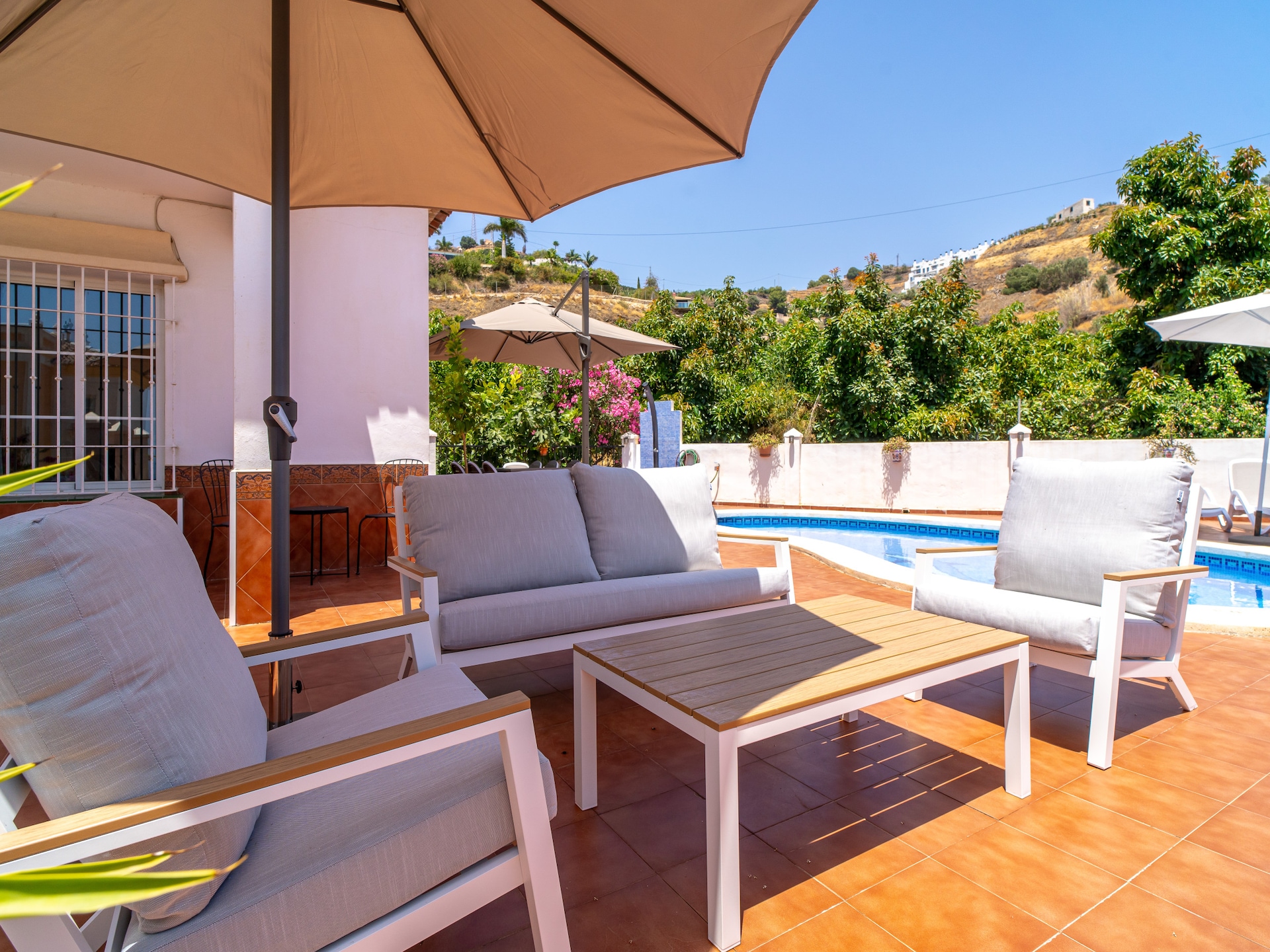 Op 500 m van het strand: Villa Tamango Hill Vistamar in Torrox Costa - foto 52