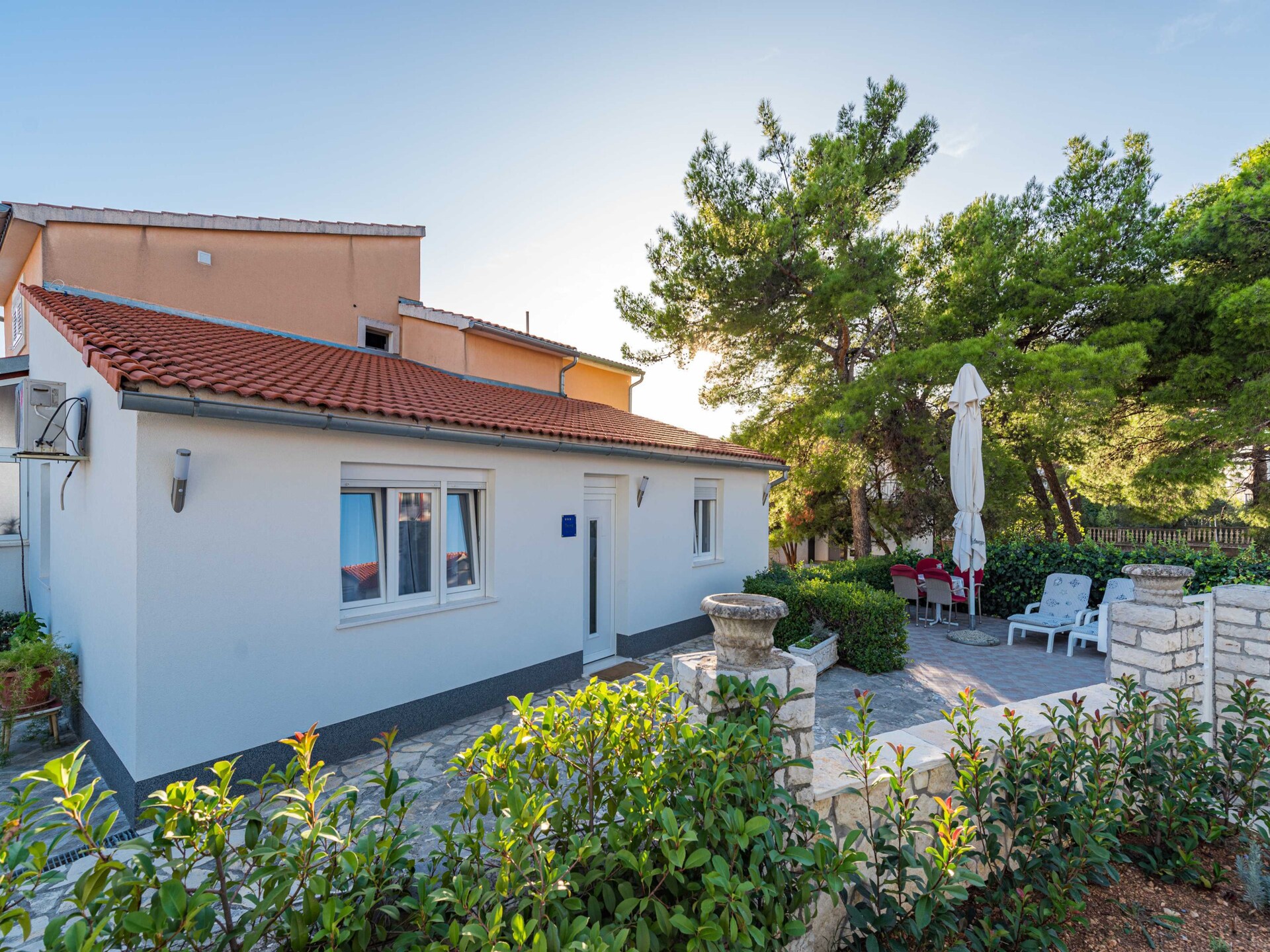 4-persoons appartement aan het strand in Šibenik-Brodarica - foto 7