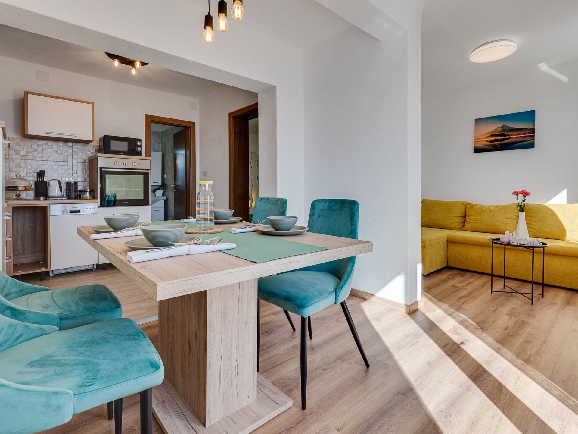 Aan het strand: Licht appartement in Karlobag voor 5 personen - foto 9