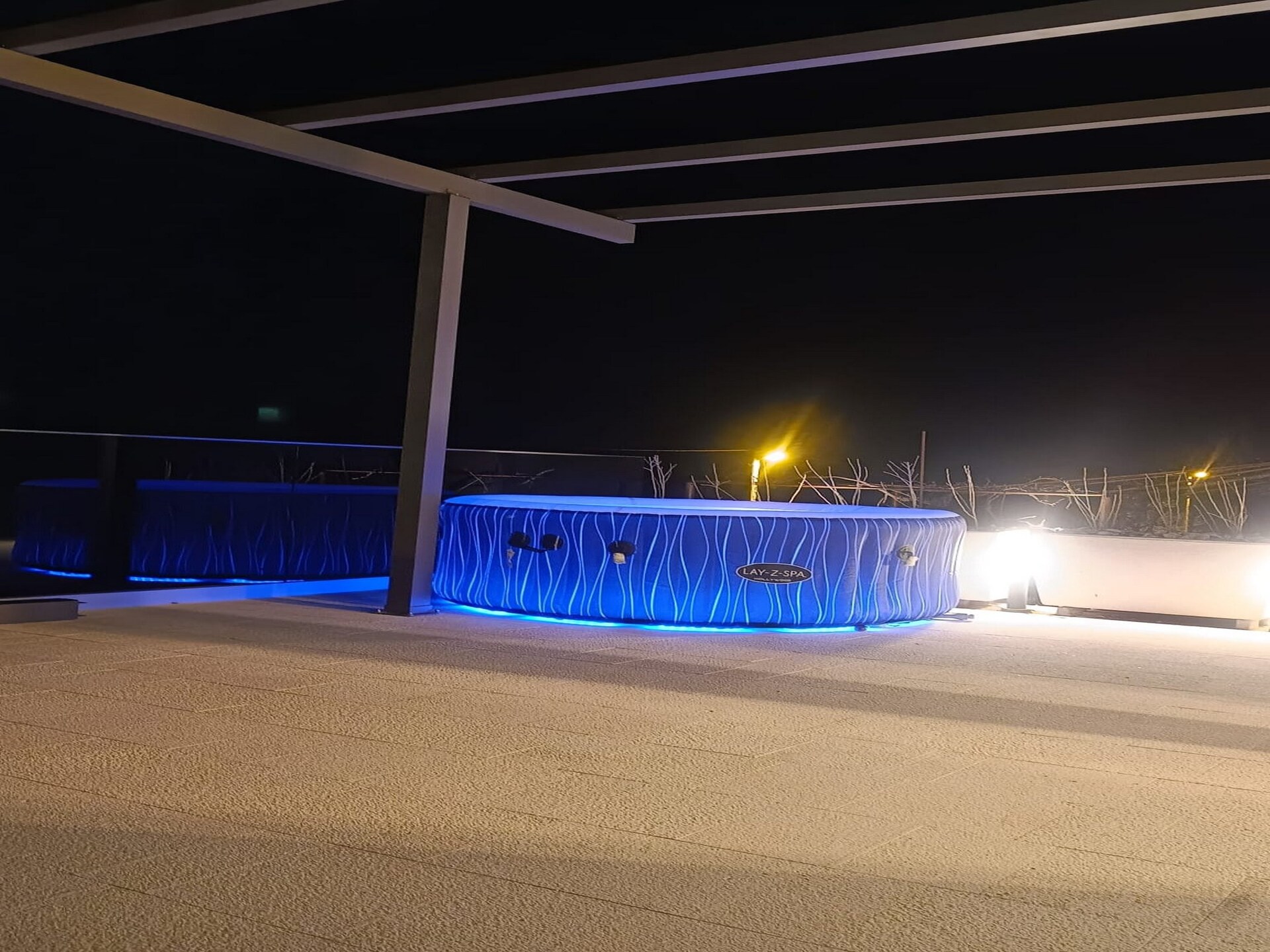Aan het strand: Licht appartement in Karlobag voor 5 personen - foto 21