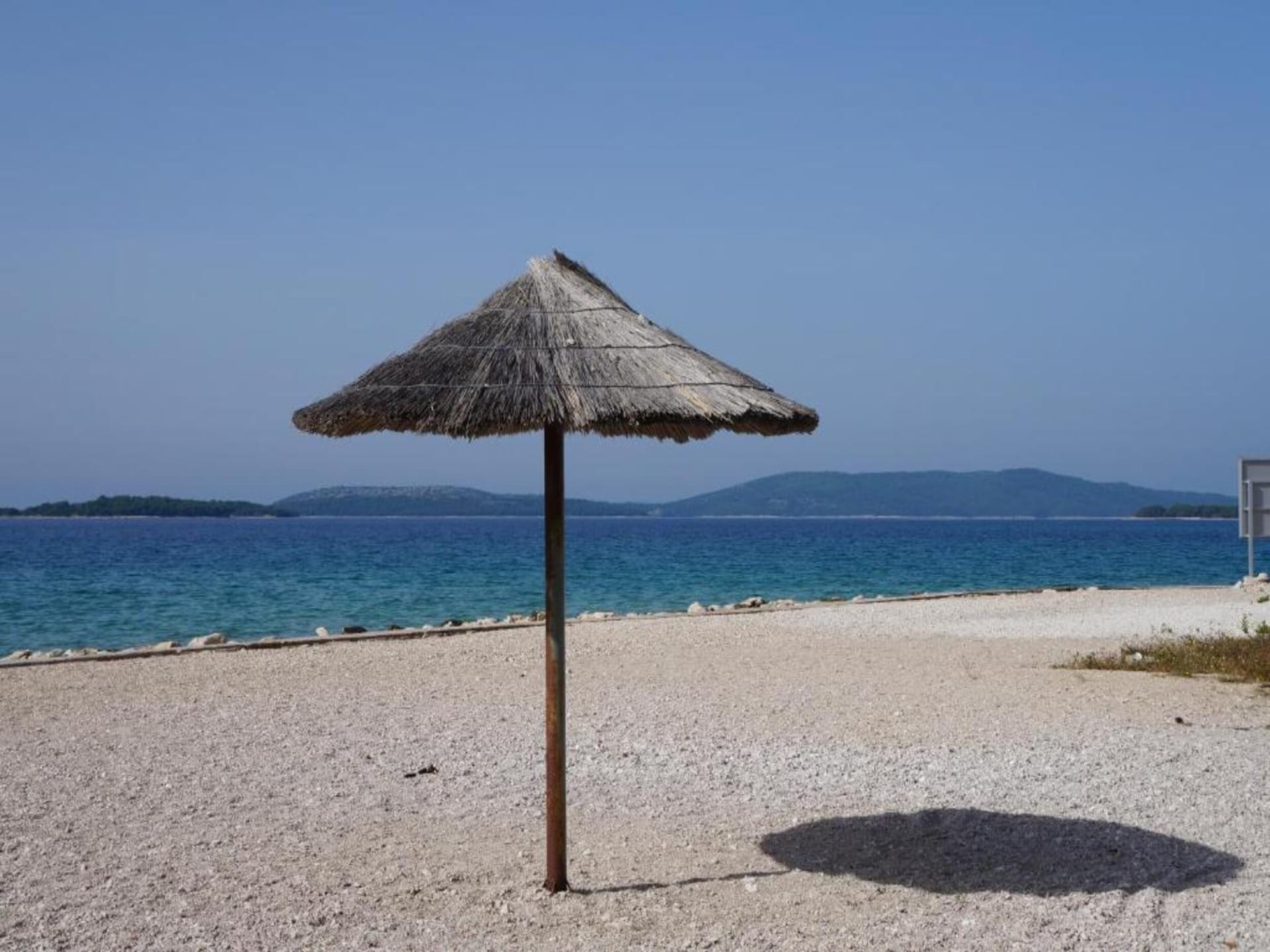 Aan het strand: Ruim appartement voor 5 personen in Žaborić - foto 12