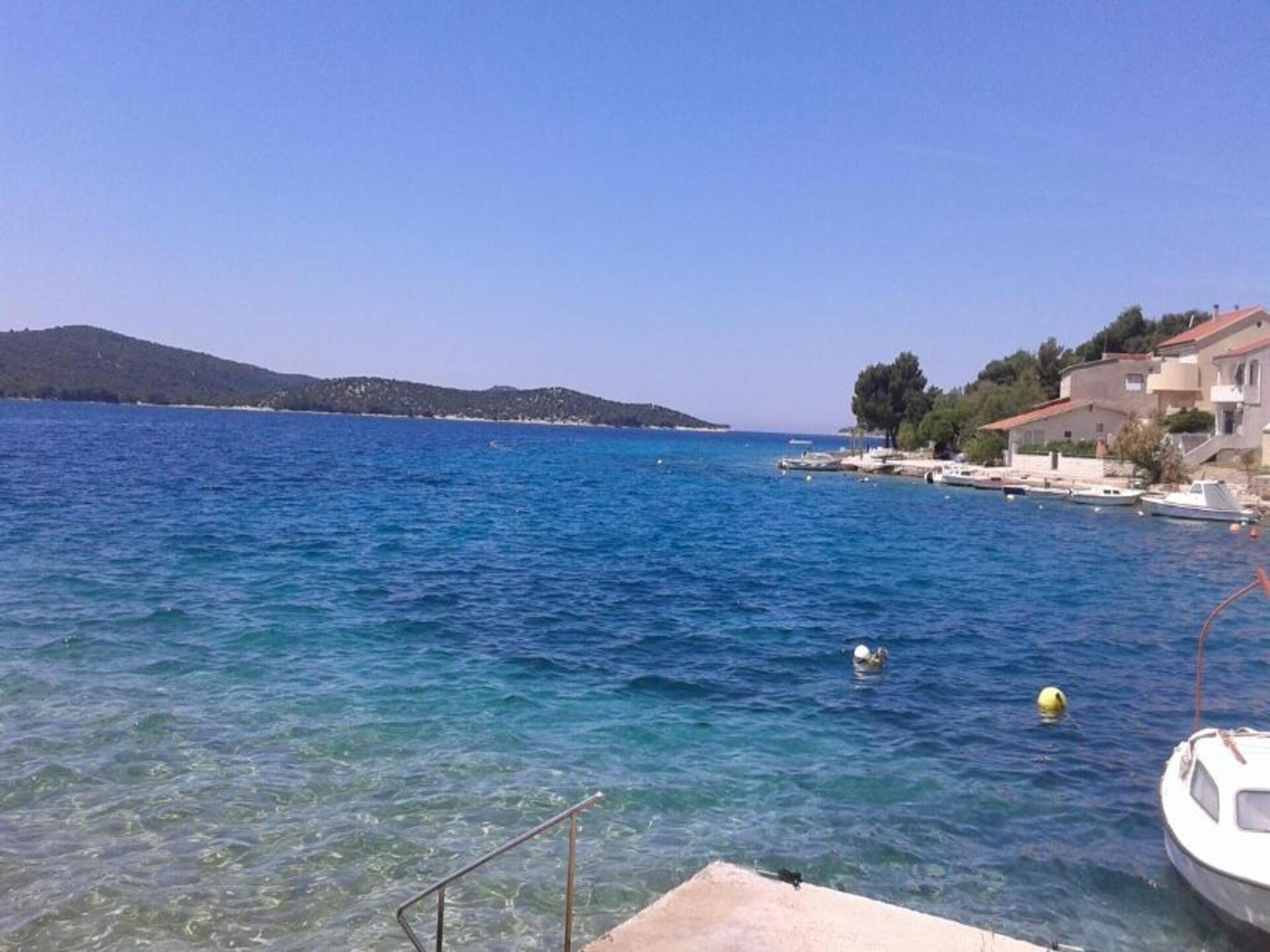 Aan het strand: Ruim appartement voor 5 personen in Žaborić - foto 19