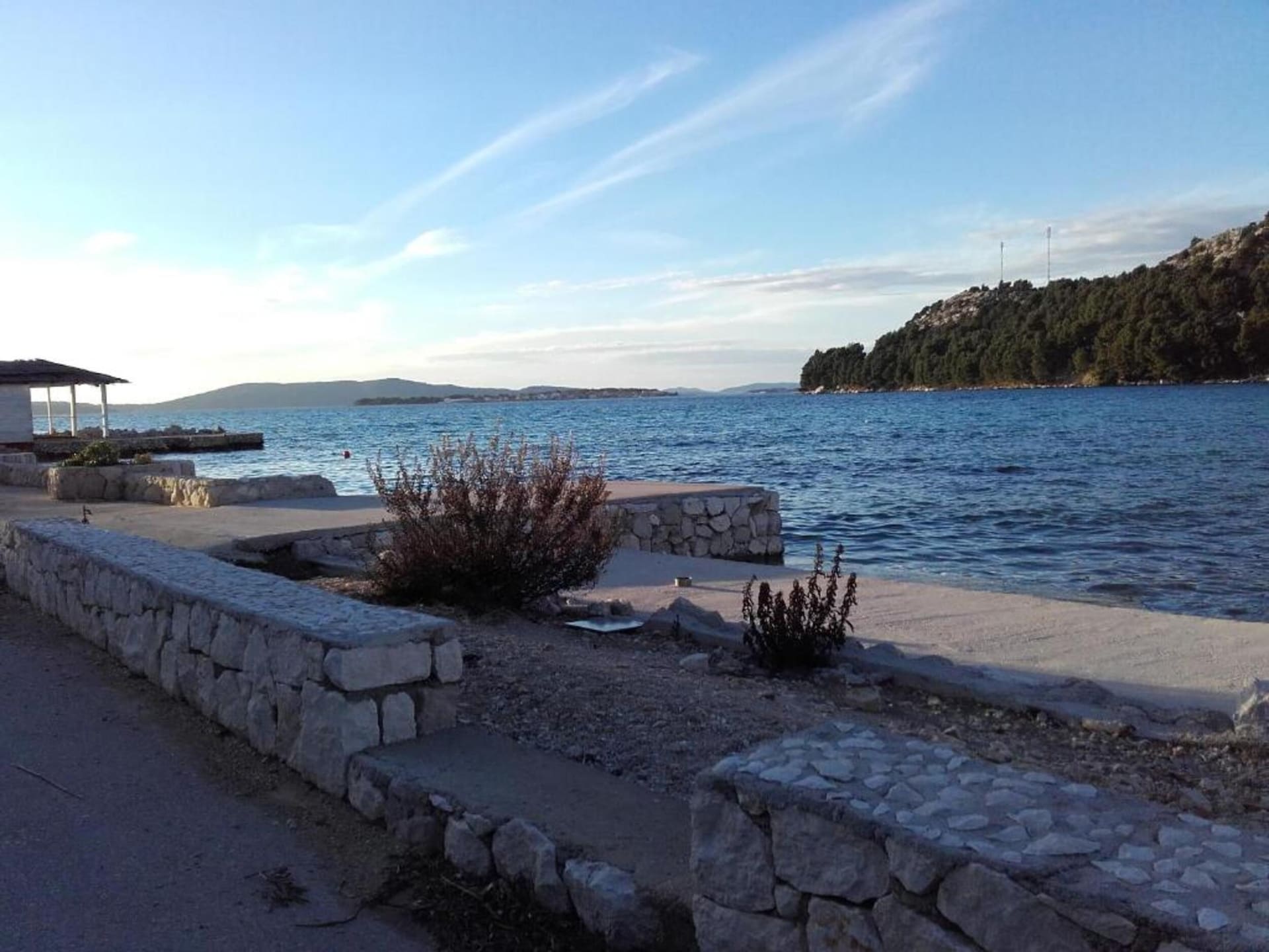 Aan het strand: Ruim appartement voor 5 personen in Žaborić - foto 20