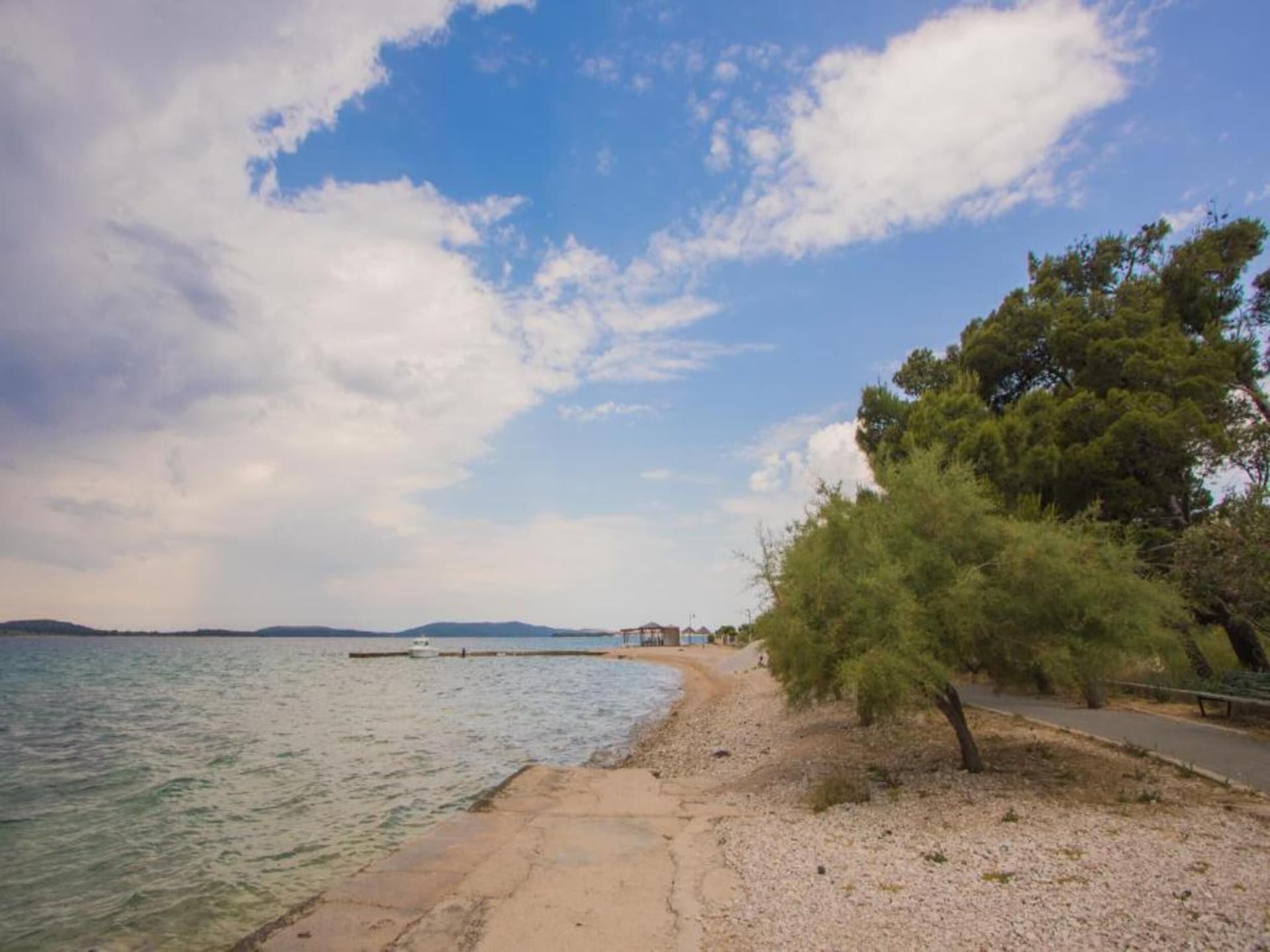 Aan het strand: Ruim appartement voor 5 personen in Žaborić - foto 21