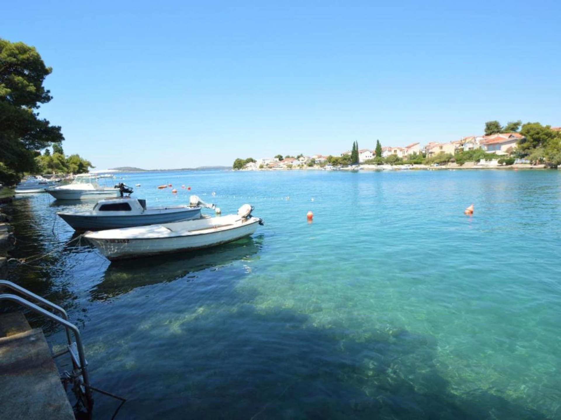 Aan het strand: Ruim appartement voor 5 personen in Žaborić - foto 35