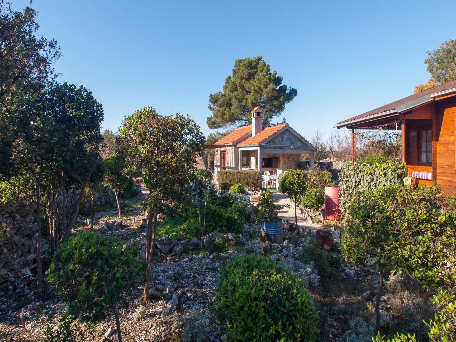 Knusse studio met tuin en BBQ op 1 km van strand Zaton - foto 15