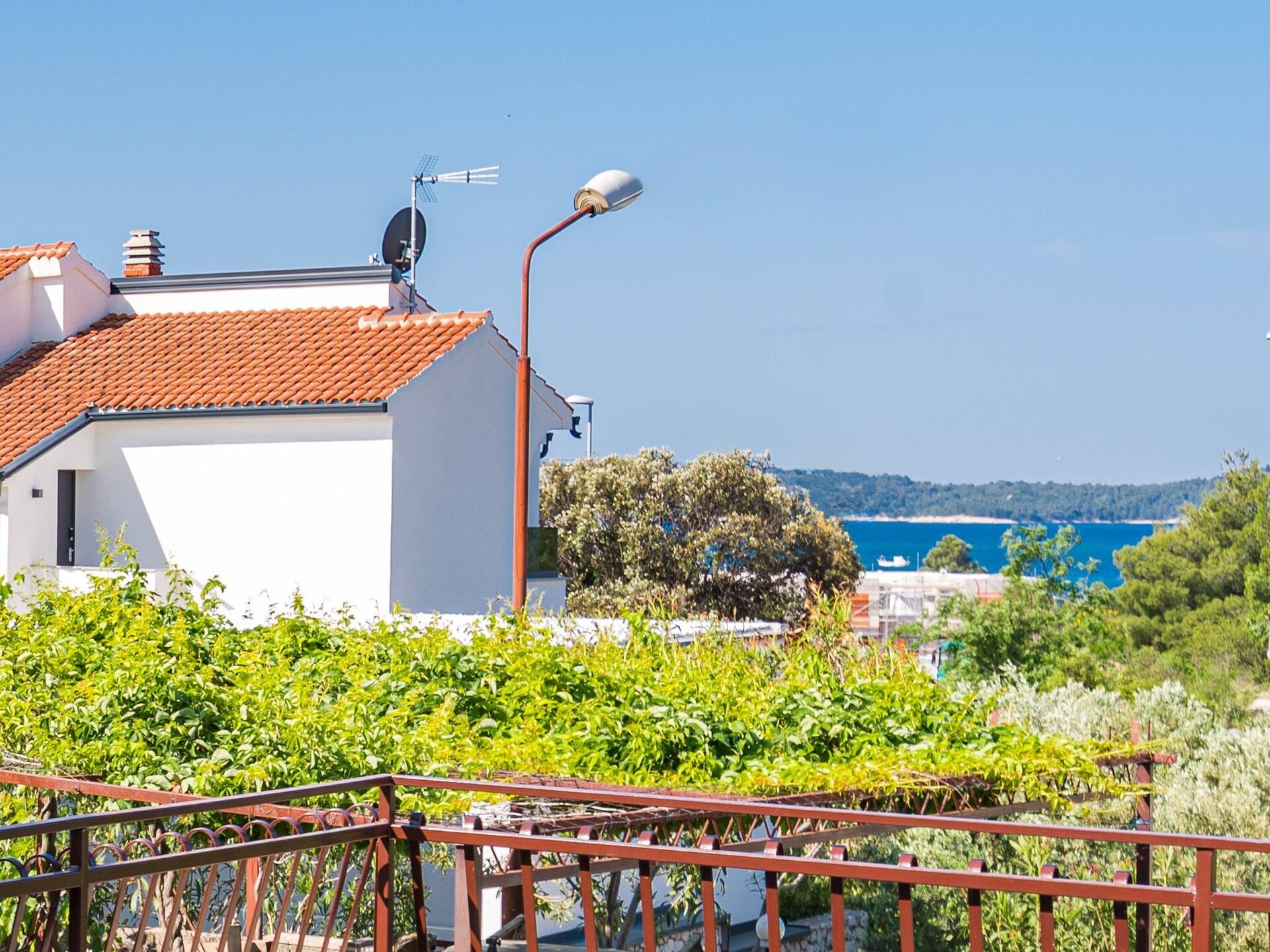 Knus appartement voor 2 nabij strand en Šibenik - foto 13