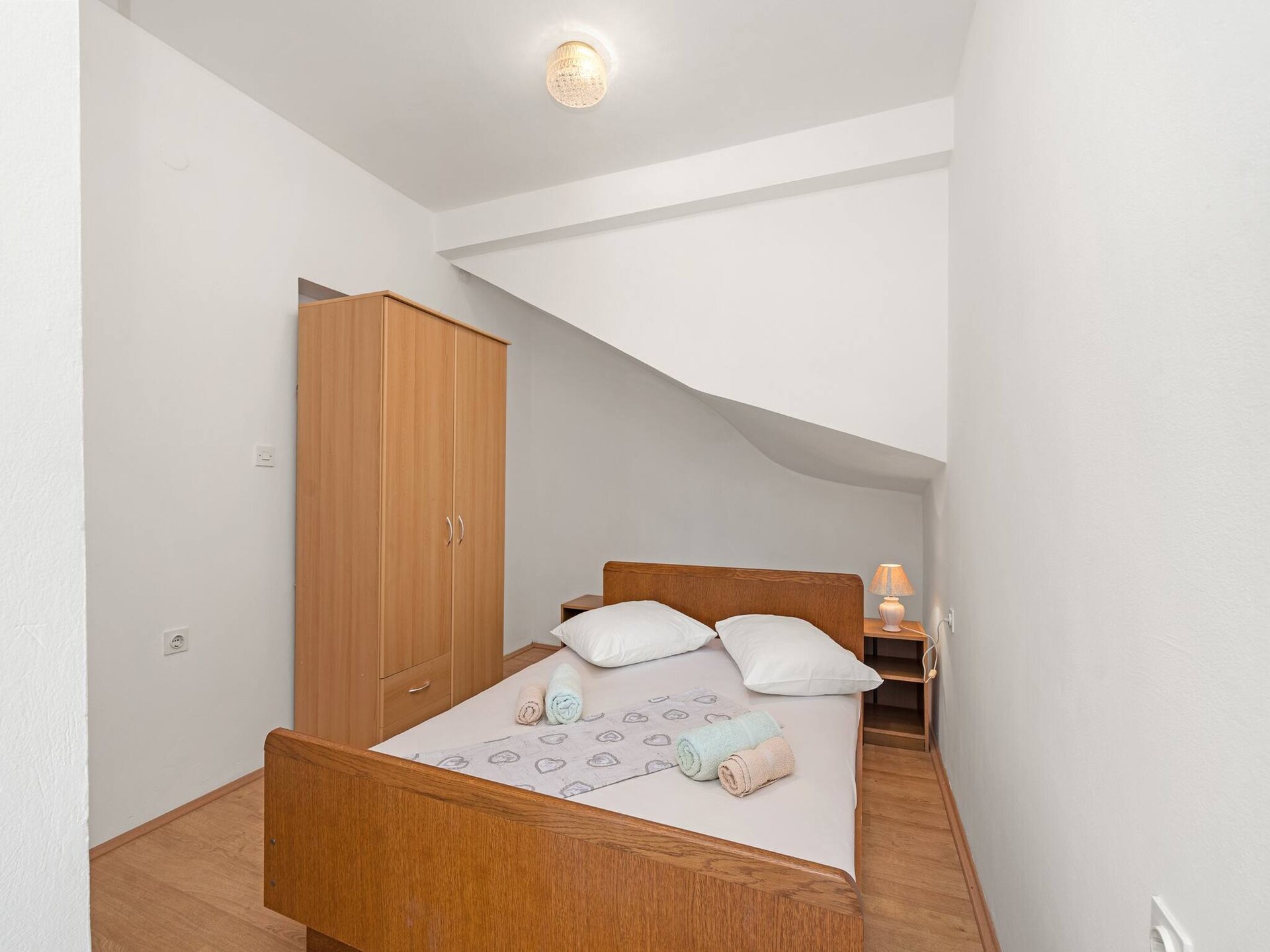 2-persoons studio-appartement in Šibenik-Brodarica nabij het strand - foto 2