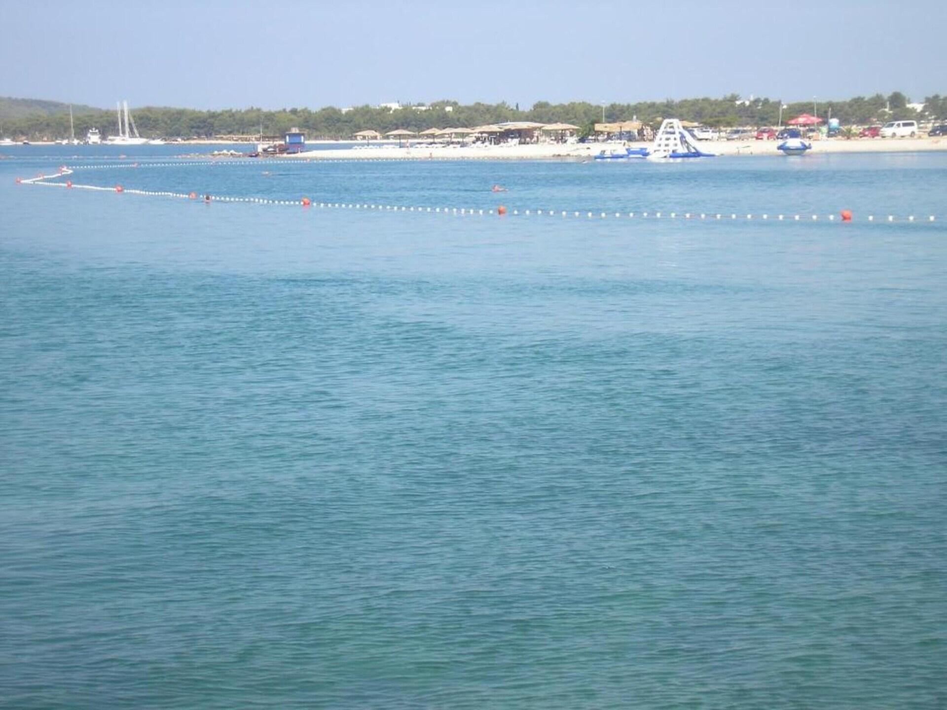 Op 550 m van het strand: ruim appartement in Šibenik-Brodarica - foto 26