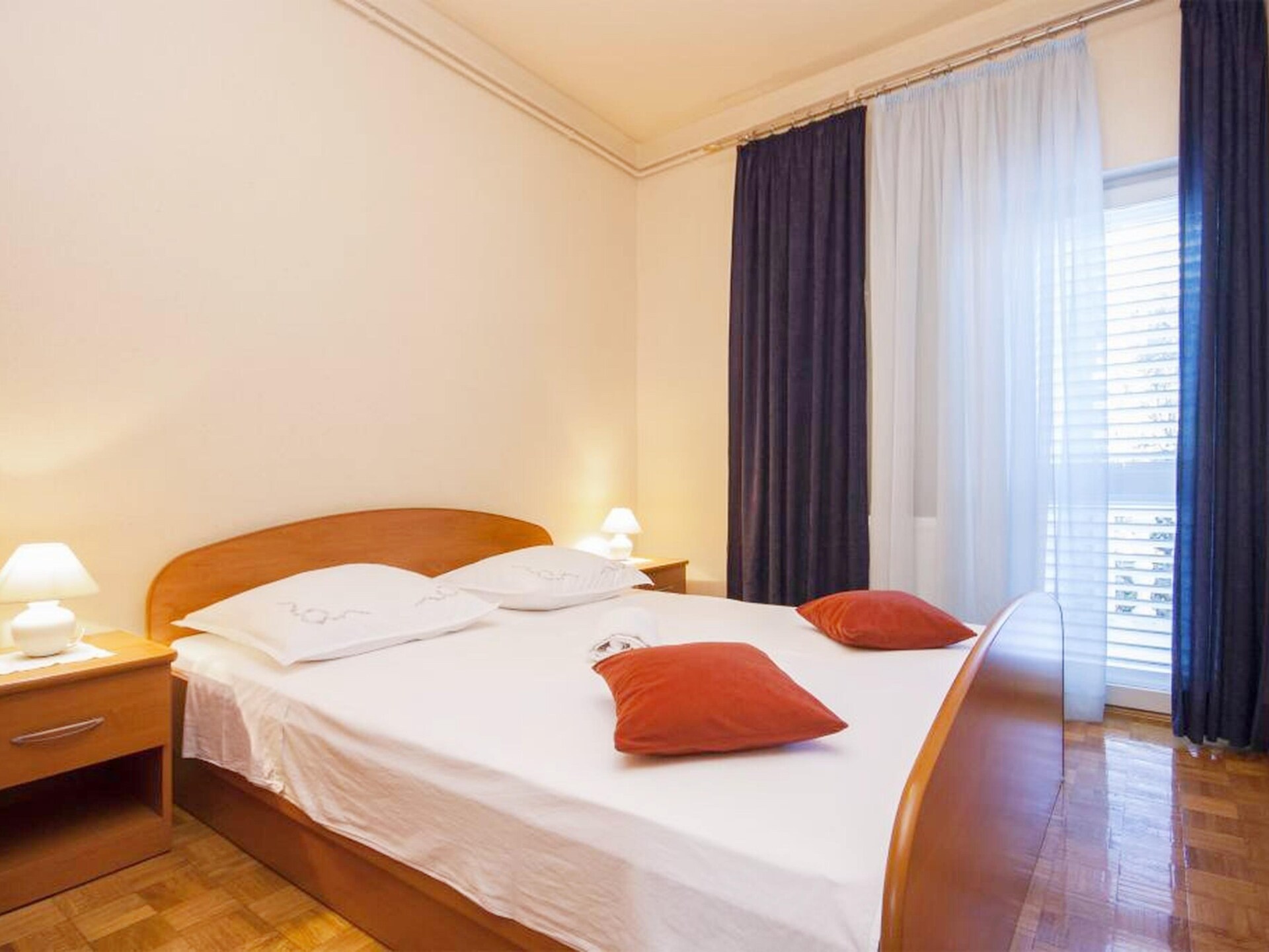 Op 550 m van het strand: ruim appartement in Šibenik-Brodarica - foto 11