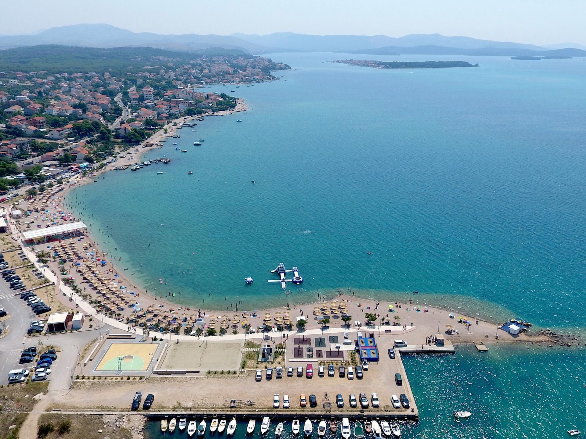 Op 550 m van het strand: ruim appartement in Šibenik-Brodarica - foto 15