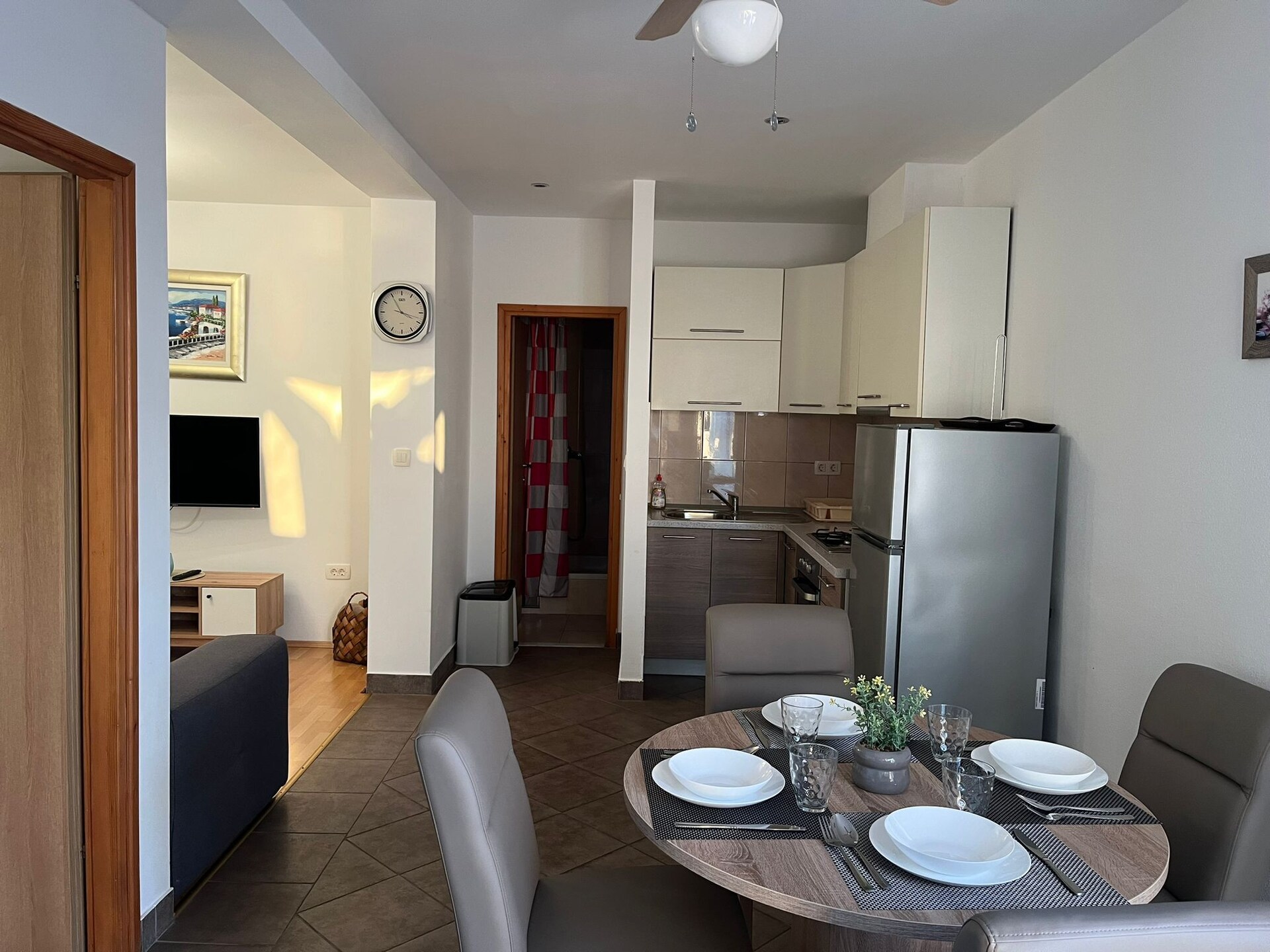 Knus appartement op 100 meter van zee in Rogoznica - foto 8