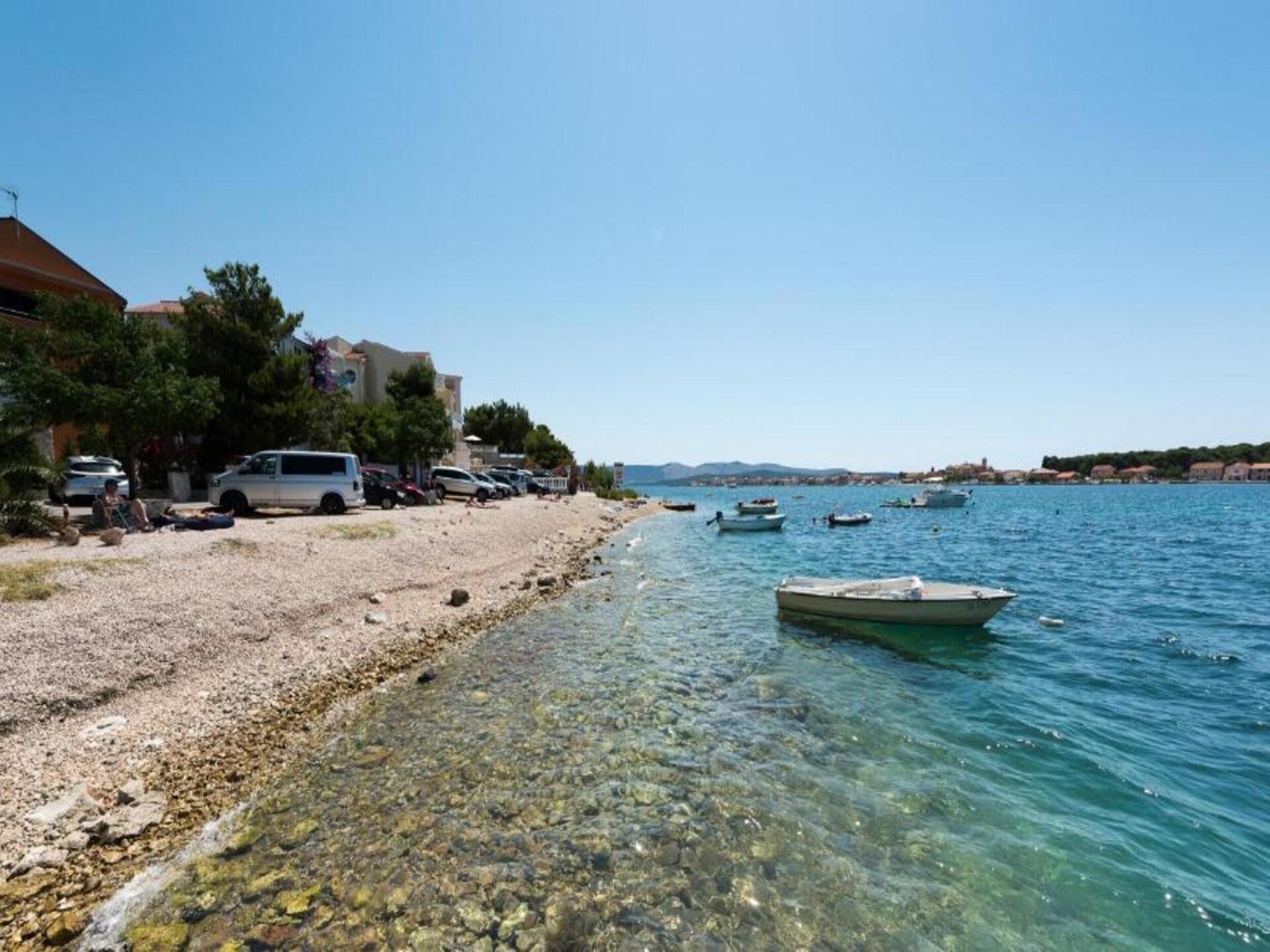 Op 800 m van het strand: Knus appartement in Šibenik-Brodarica - foto 23