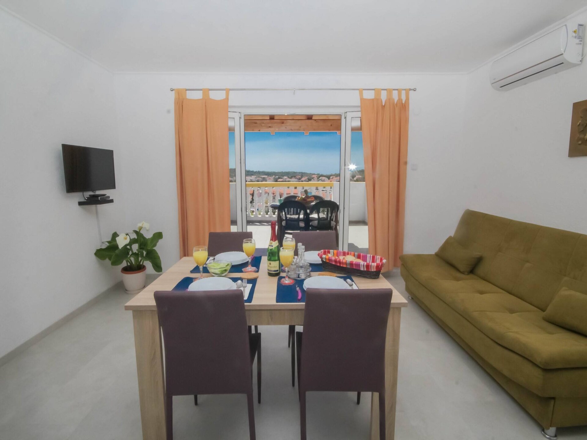 Groen appartement vlakbij zee in Jezera, Murter - foto 5