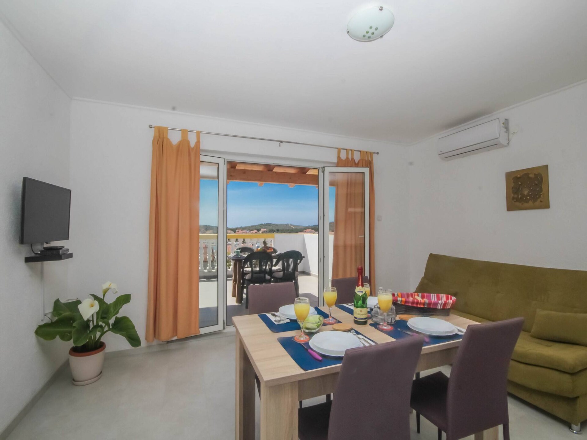 Groen appartement vlakbij zee in Jezera, Murter - foto 8