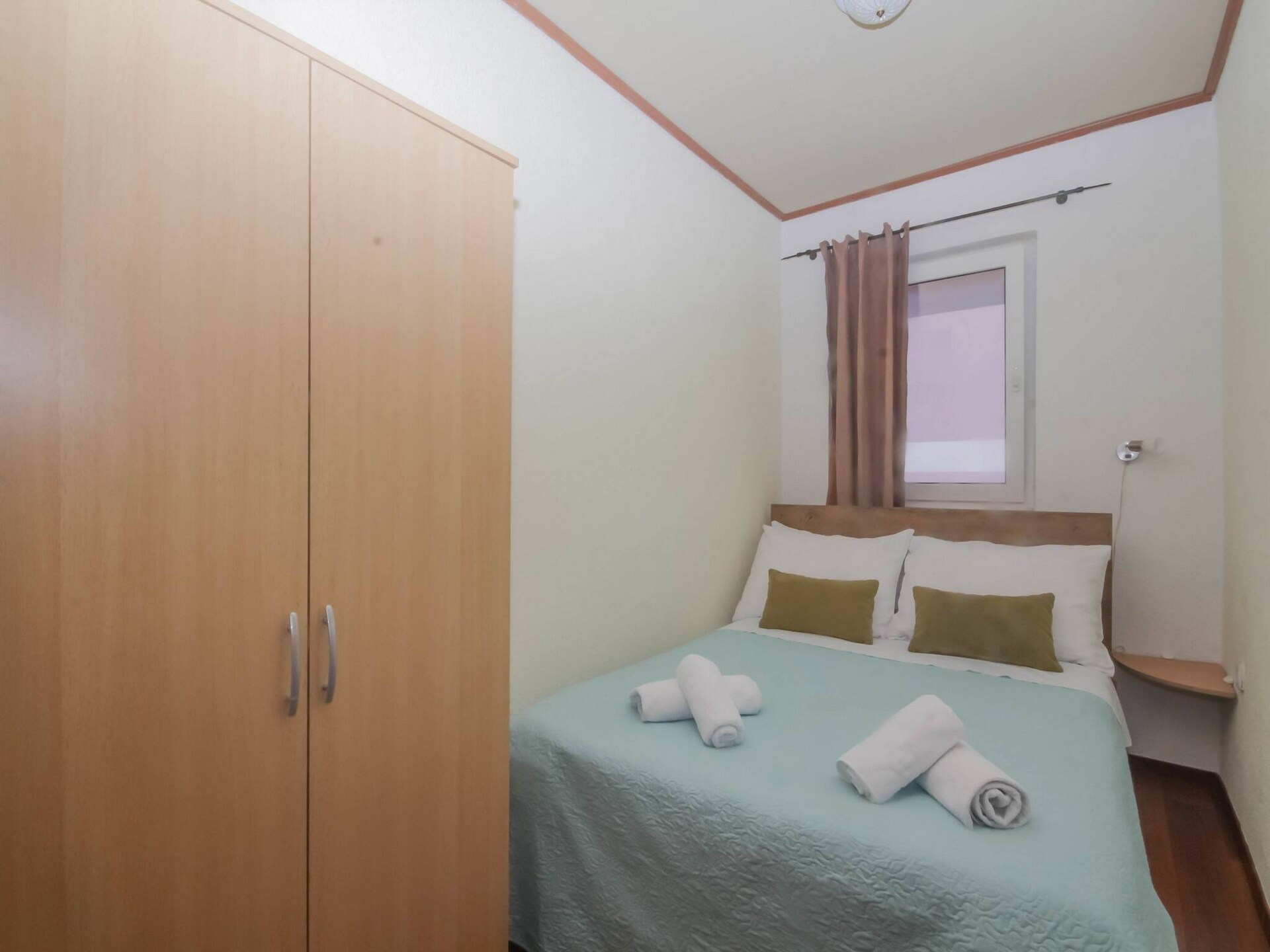 Groen appartement vlakbij zee in Jezera, Murter - foto 11