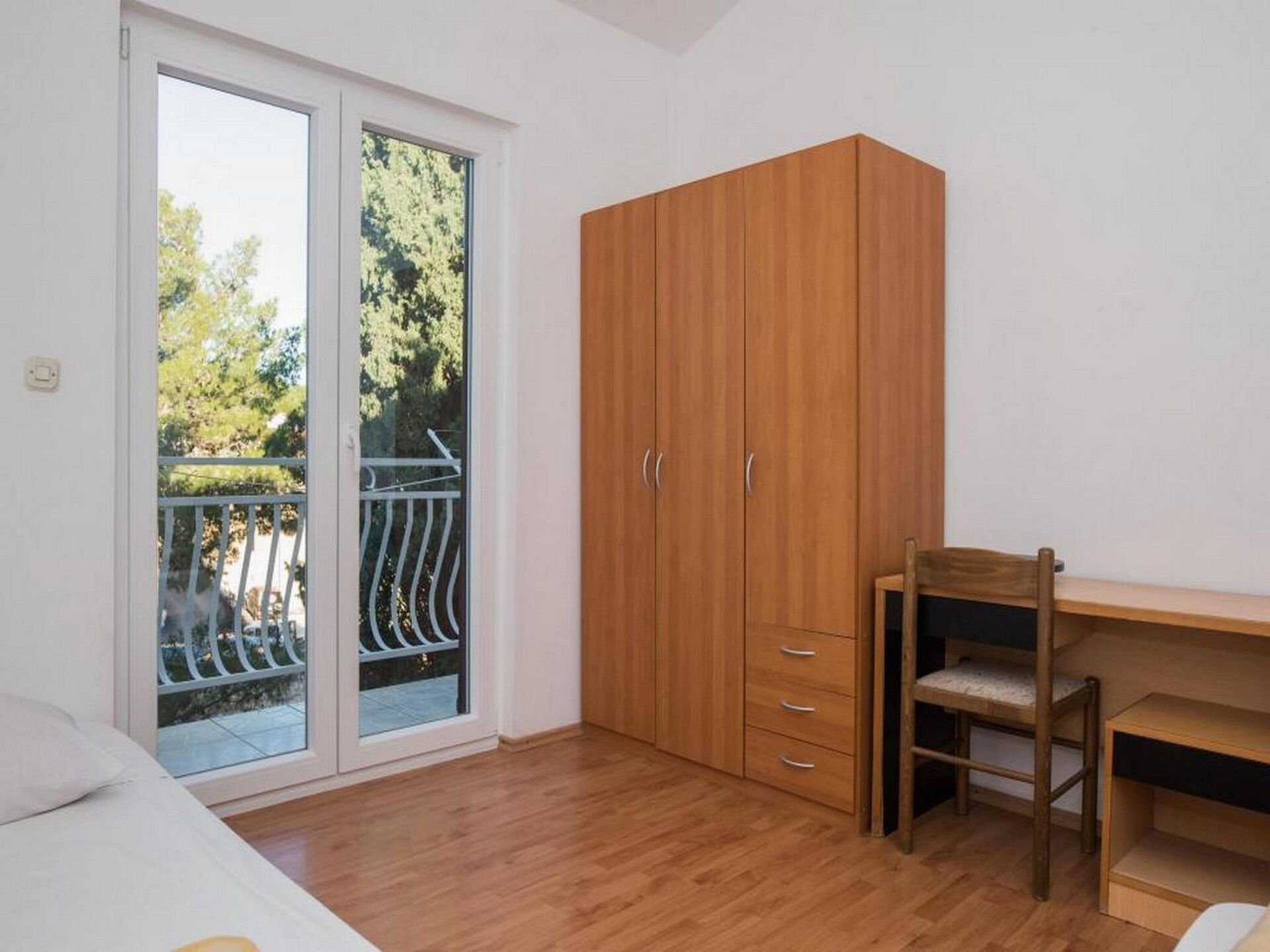 Knus appartement aan zee in Brodarica met balkon en airco - foto 11