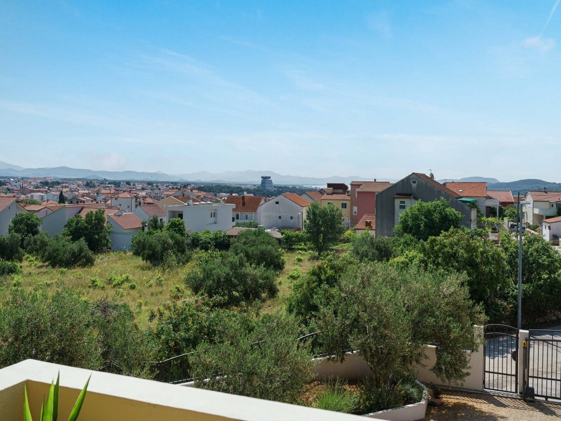 Knus appartement met tuin en BBQ op 1,5 km van het strand in Vodice - foto 31