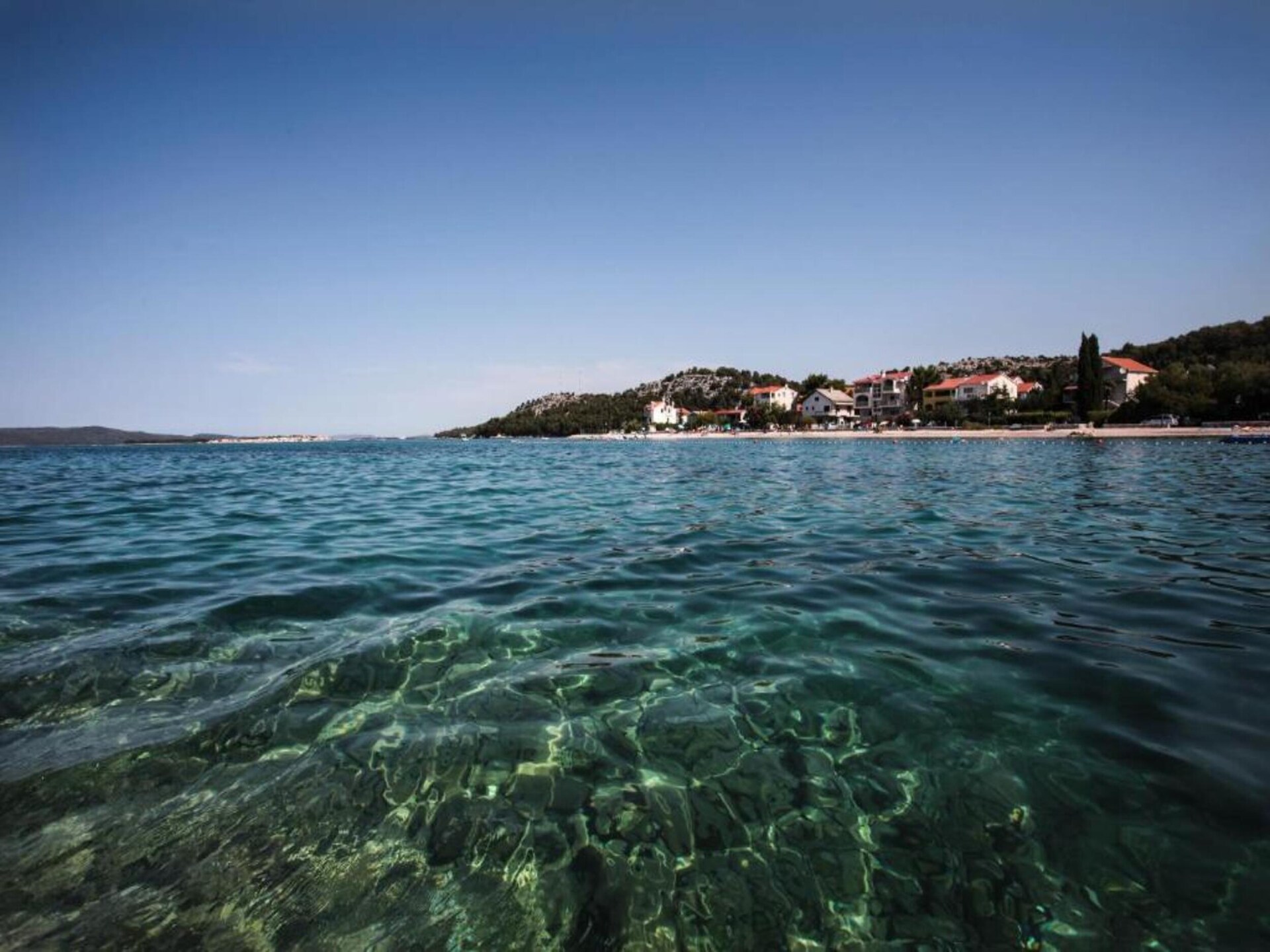 Knusse studio voor 3 bij zee in Grebaštica met tuin en BBQ - foto 21