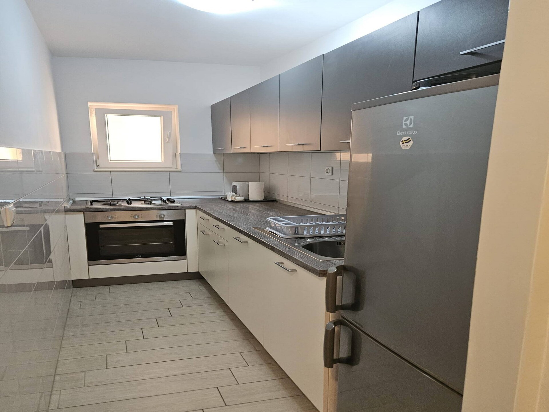 Knus appartement voor 4 bij zee in Grebaštica met tuin en BBQ - foto 4