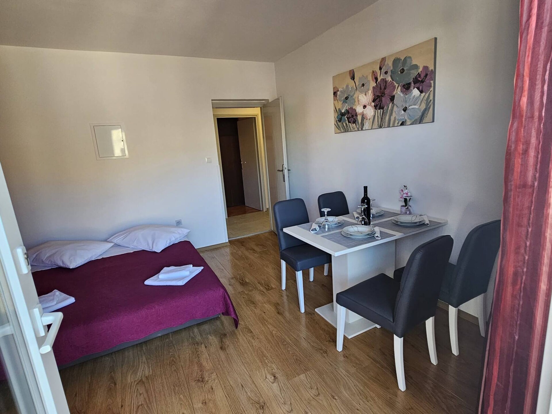 Knus appartement voor 4 bij zee in Grebaštica met tuin en BBQ - foto 2