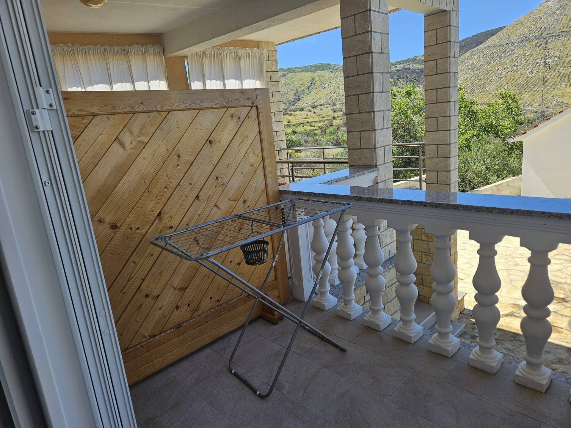 Knus appartement voor 4 bij zee in Grebaštica met tuin en BBQ - foto 13