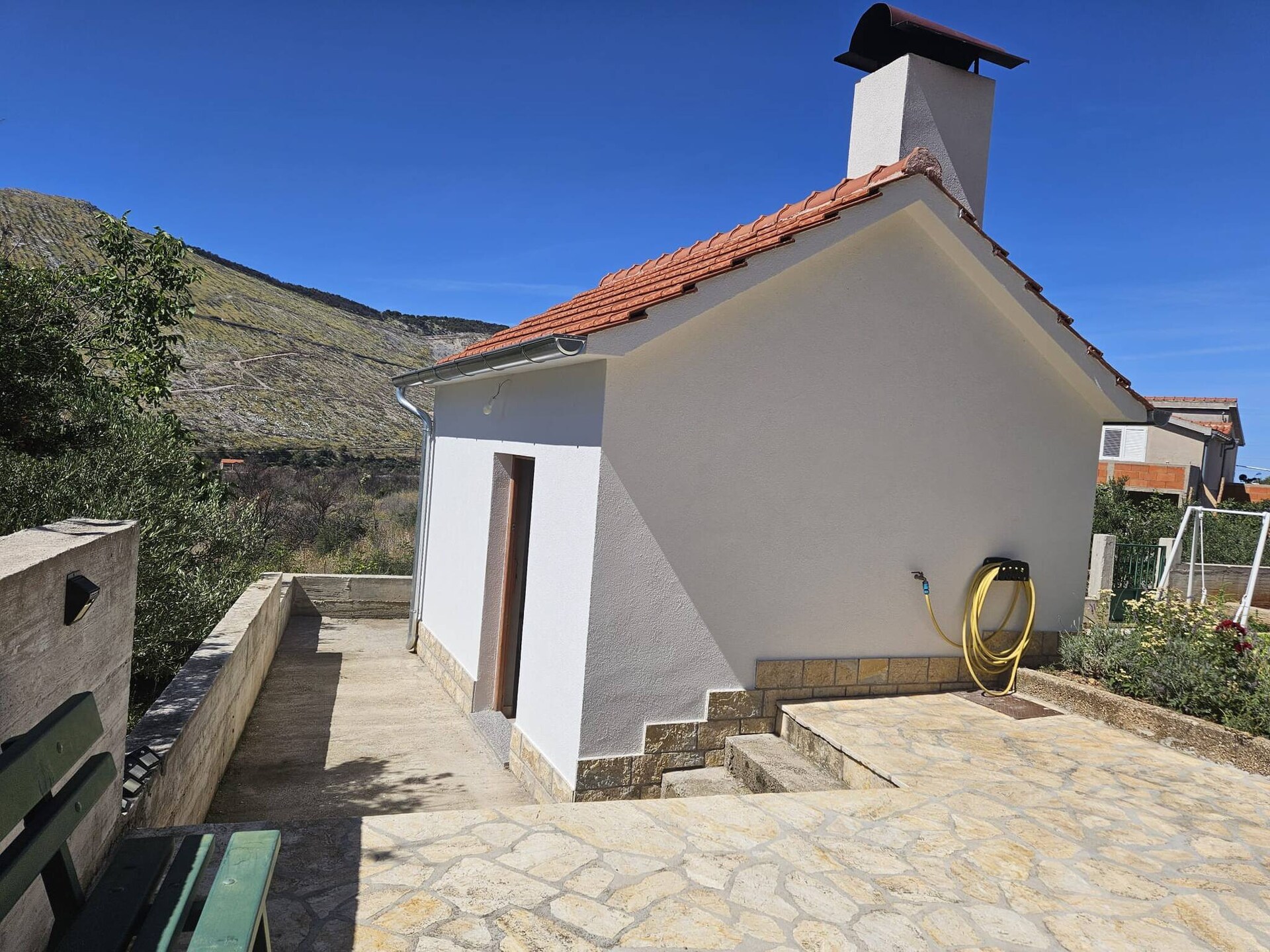 Knus appartement voor 4 bij zee in Grebaštica met tuin en BBQ - foto 16