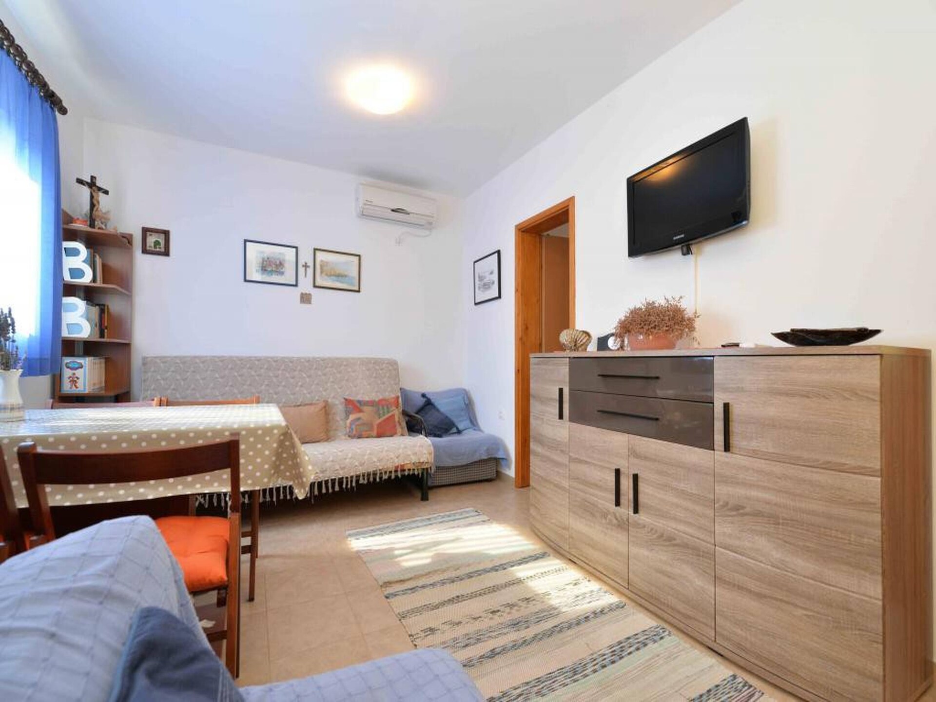 Knus appartement bij zee in Murter, dichtbij strand Slanica - foto 1