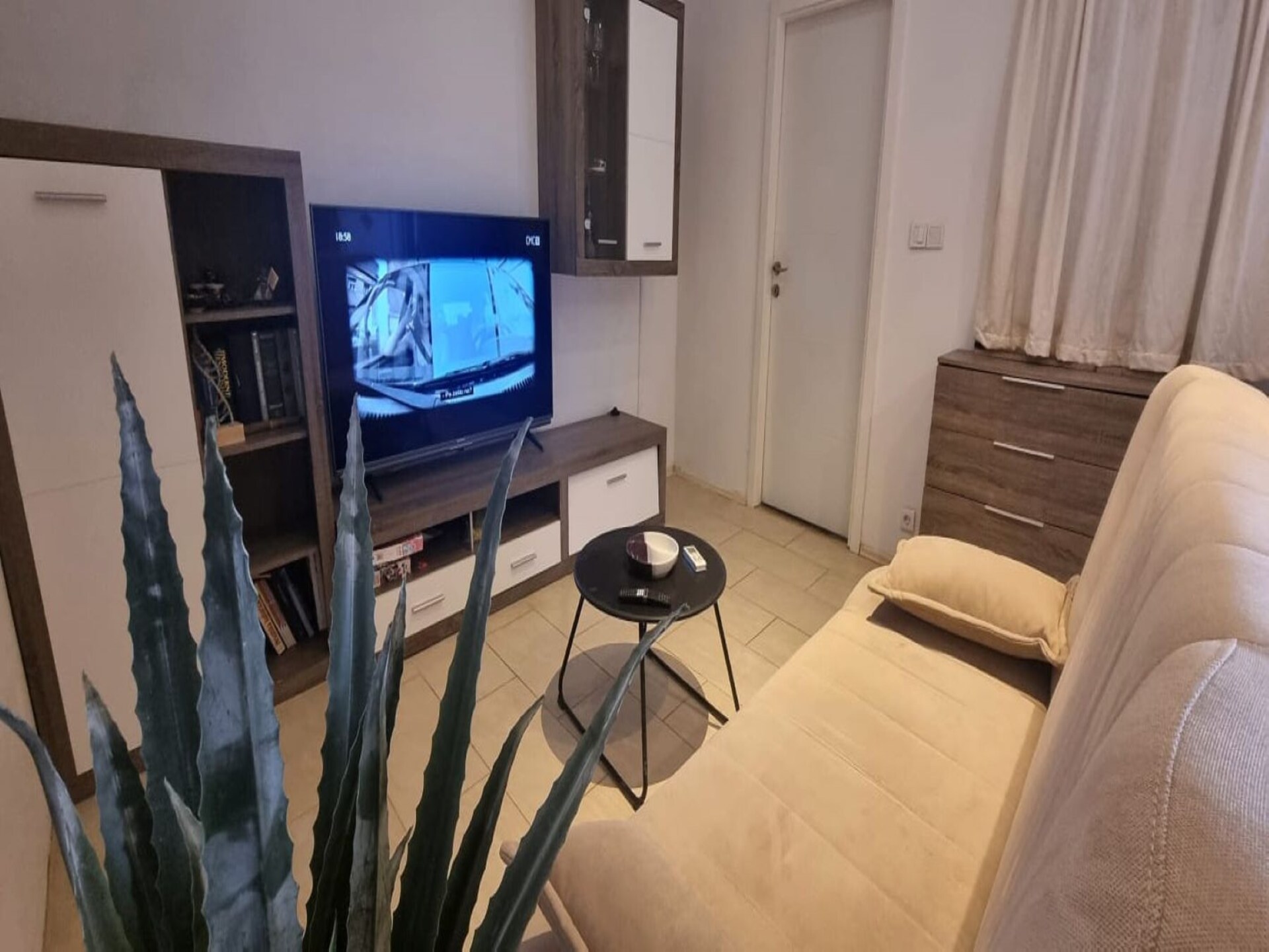 Ruim appartement met verwarmd zwembad in Kaštel Novi - foto 3