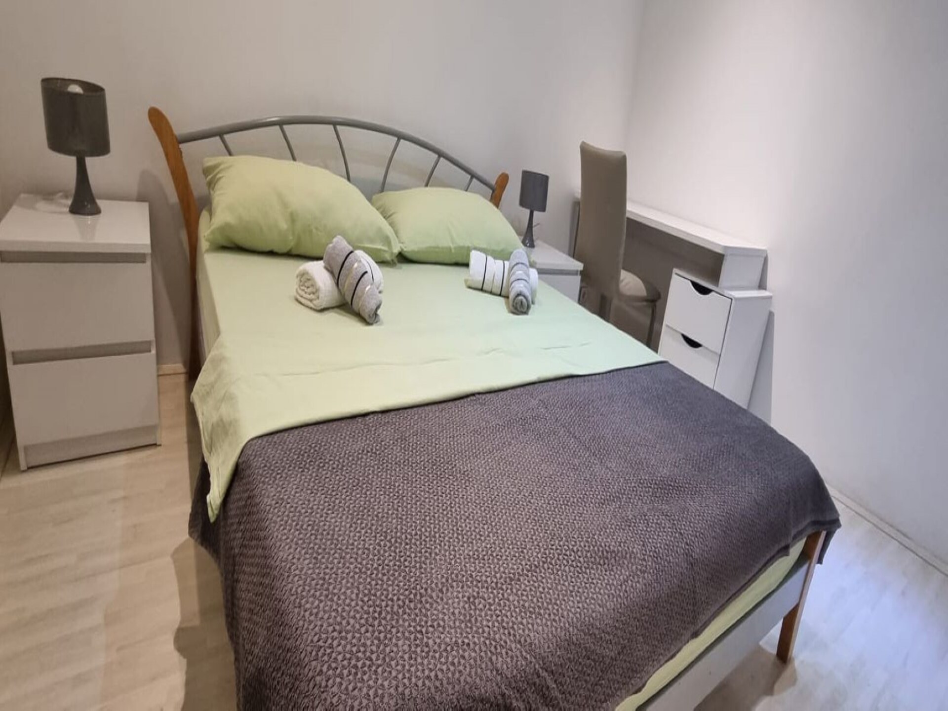Ruim appartement met verwarmd zwembad in Kaštel Novi - foto 13