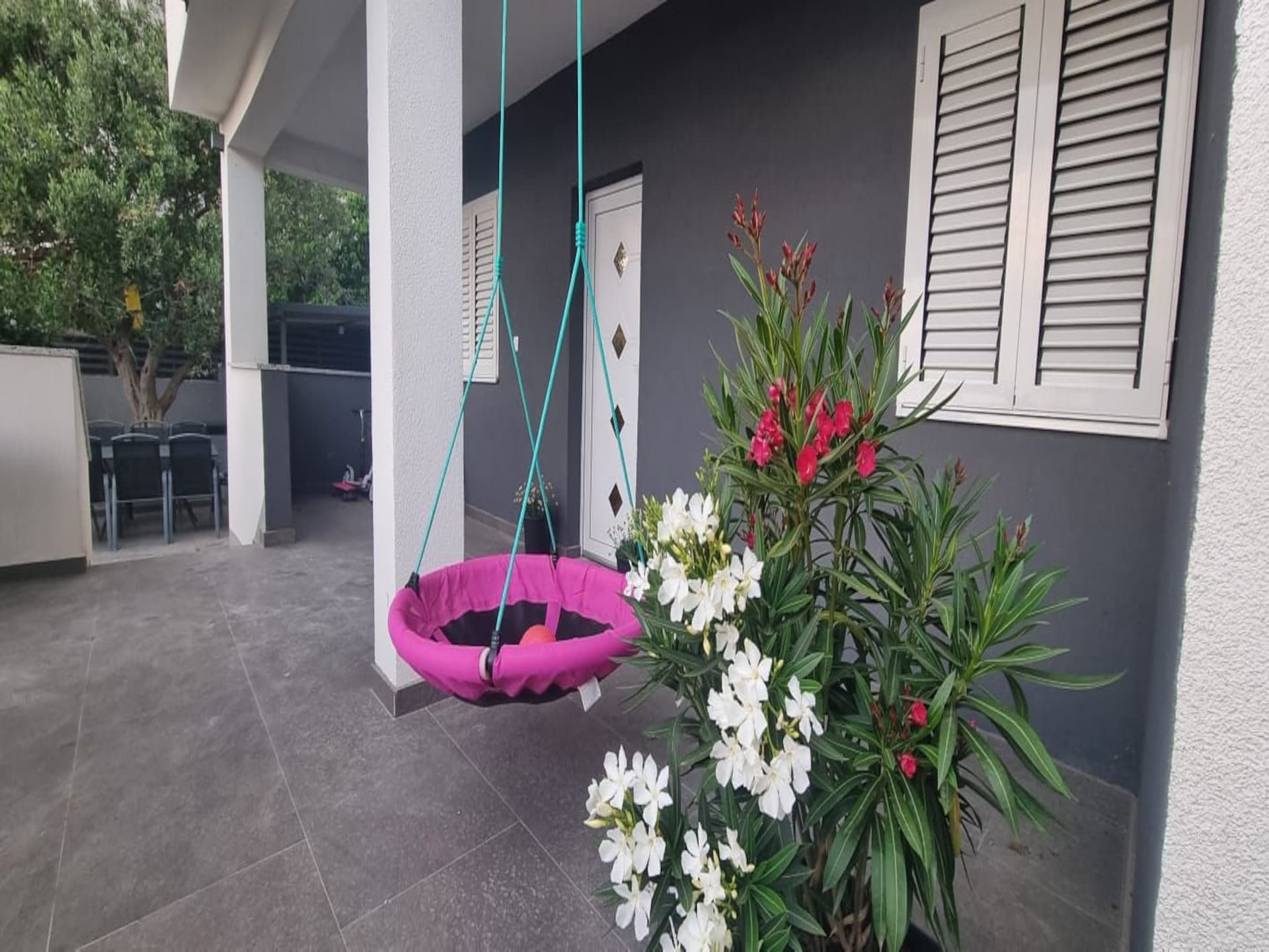 Ruim appartement met verwarmd zwembad in Kaštel Novi - foto 16