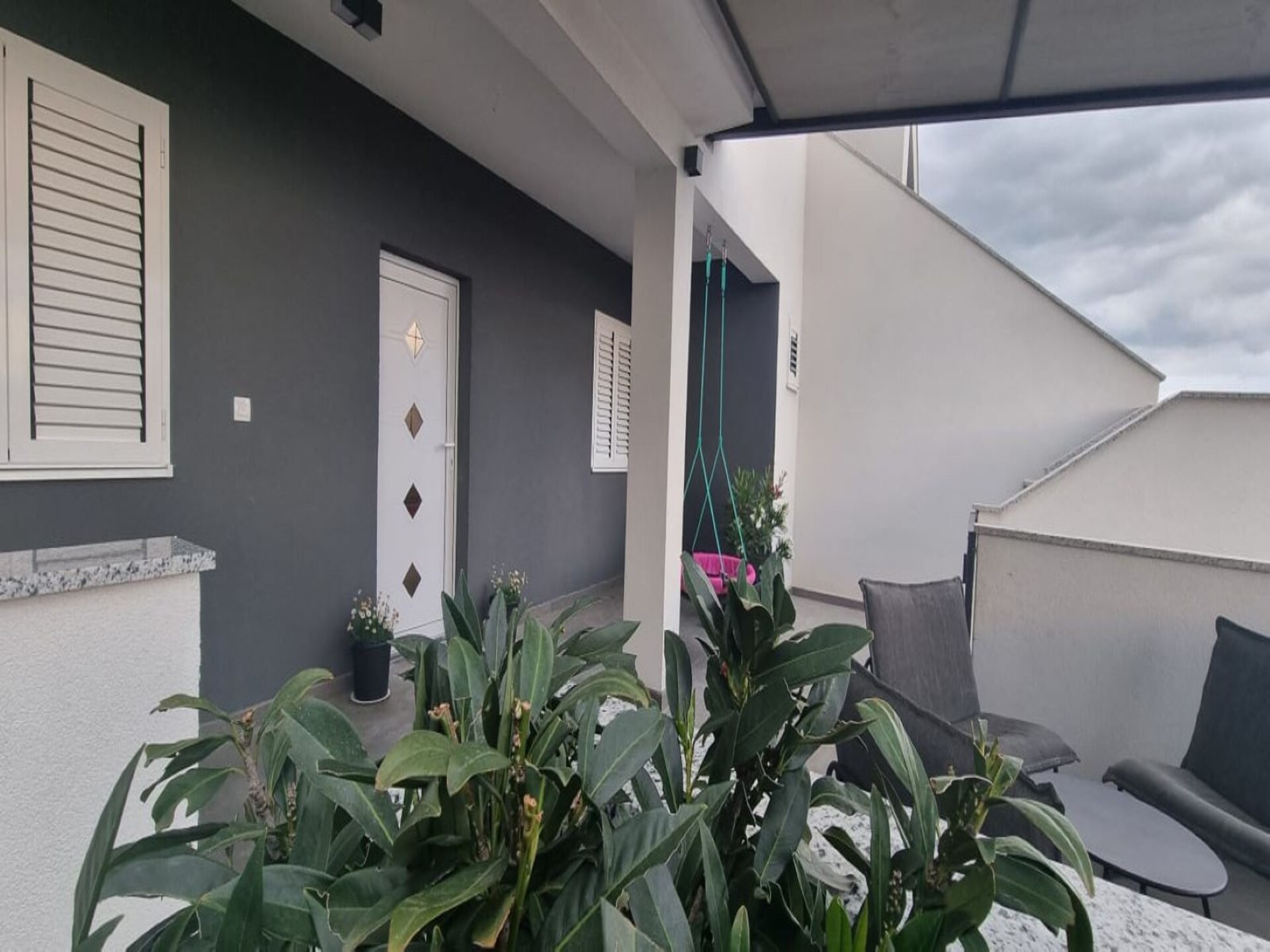 Ruim appartement met verwarmd zwembad in Kaštel Novi - foto 19