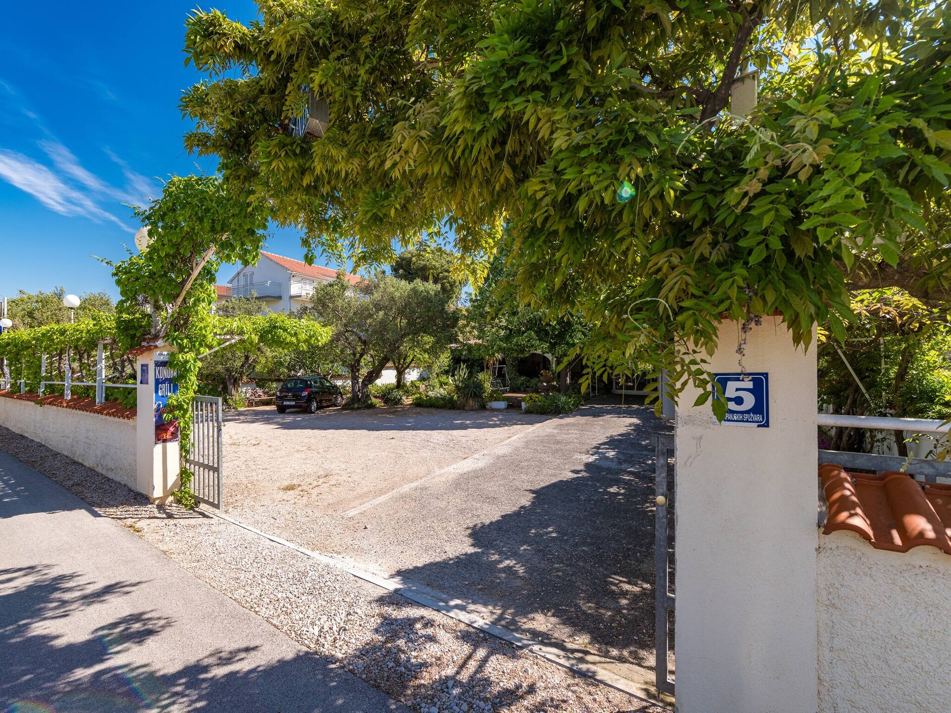 5-persoons appartement in Šibenik-Brodarica op 600m van het strand - foto 23