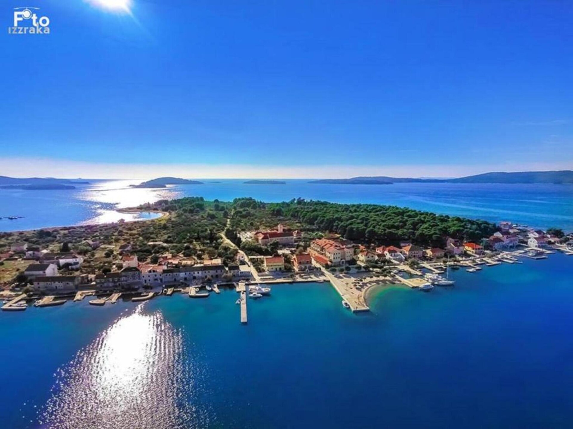Knus appartement voor 3 aan de kust bij Šibenik met tuin en WiFi - foto 24