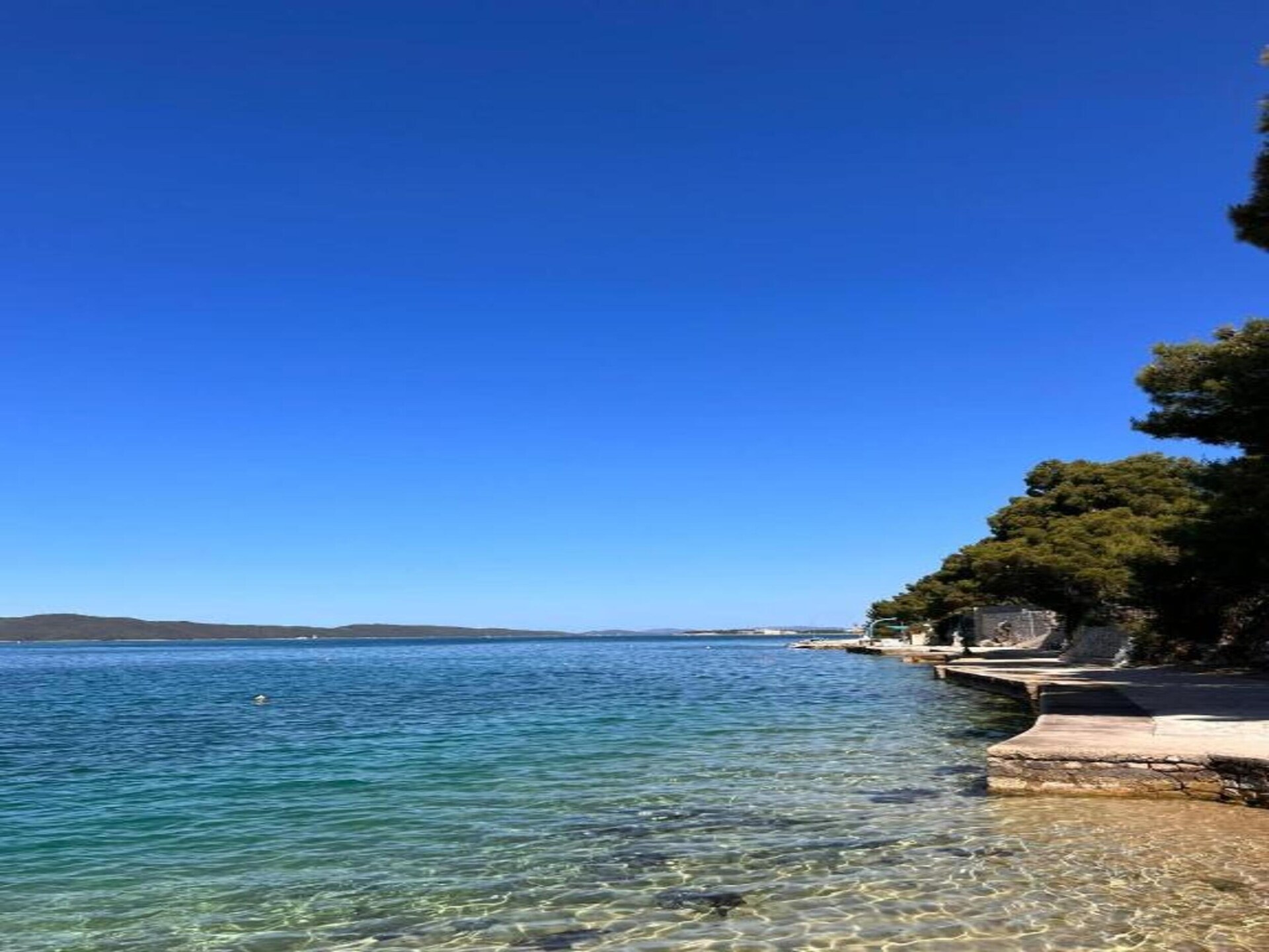 Knus appartement voor 3 aan de kust bij Šibenik met tuin en WiFi - foto 32
