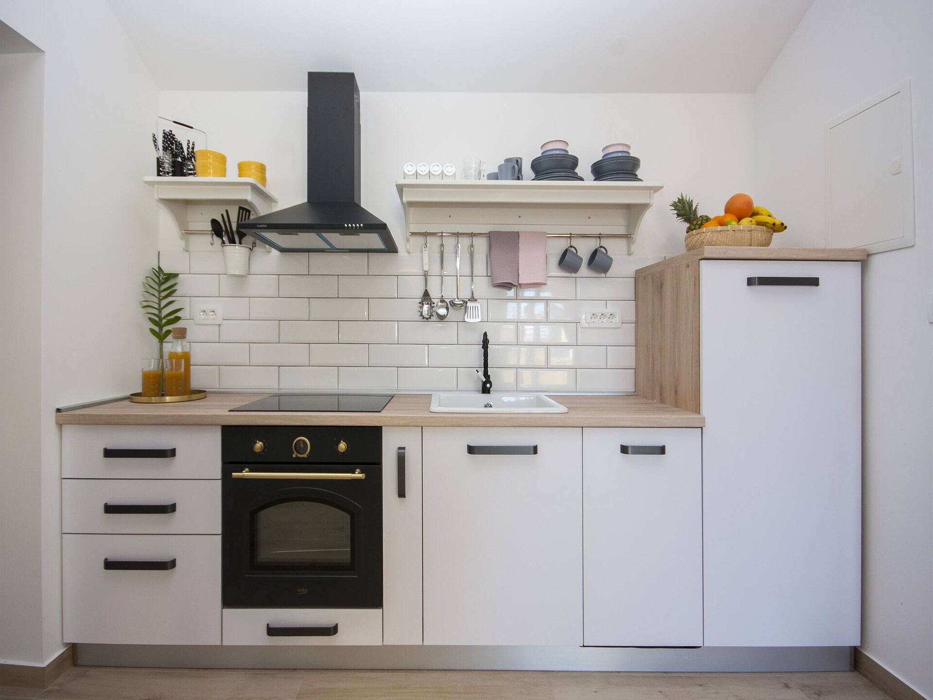 Op 850 m van het strand: Modern appartement in Šibenik-Brodarica - foto 4