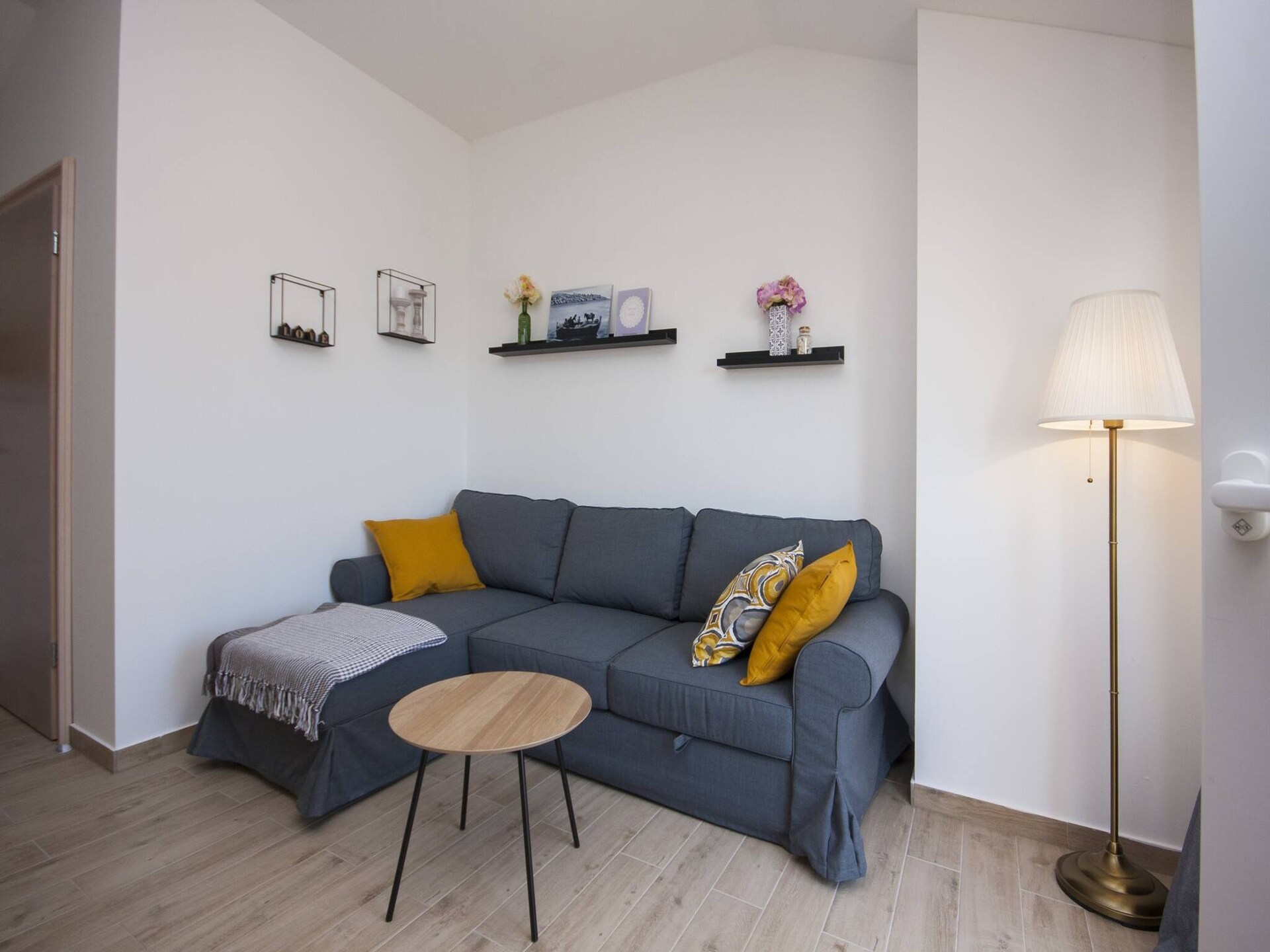 Op 850 m van het strand: Modern appartement in Šibenik-Brodarica - foto 12