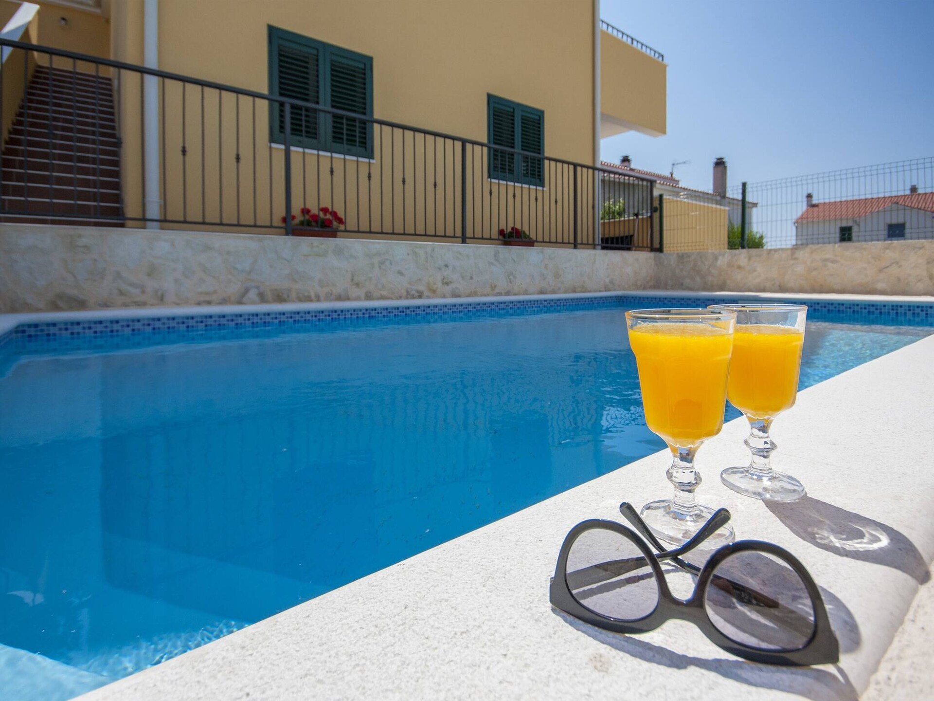 Op 850 m van het strand: Modern appartement in Šibenik-Brodarica - foto 7