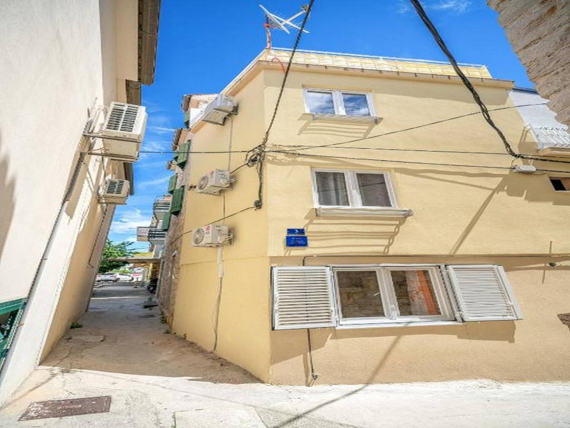 Knus studio-appartement in Vodice, vlak bij strand en centrum - foto 13