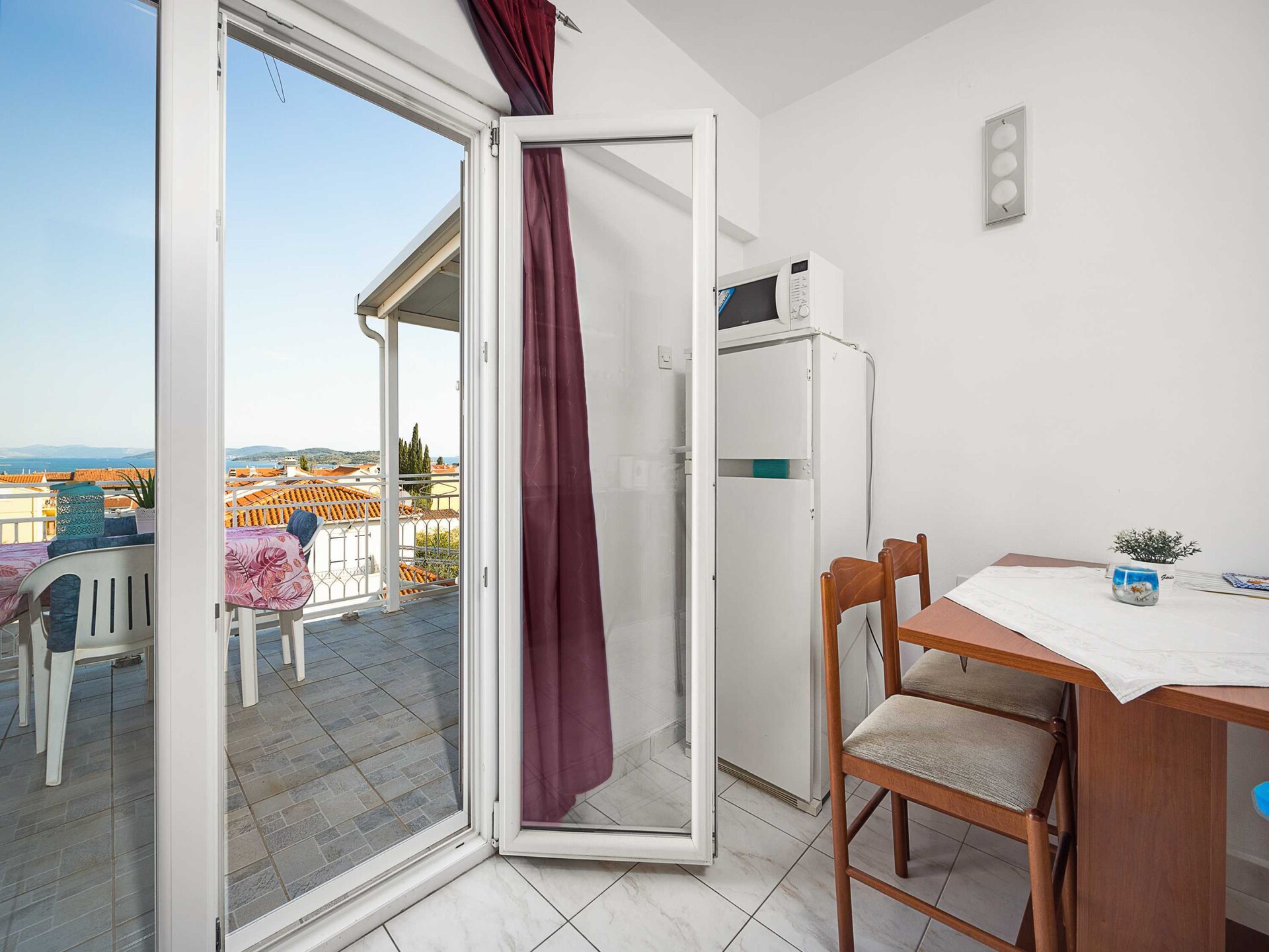 Knusse studio voor 2 bij strand en centrum Vodice - foto 12