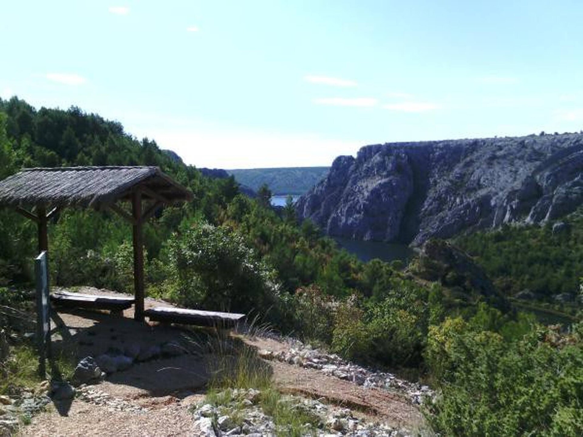 Knus appartement met tuin en BBQ nabij Nationaal Park Krka - foto 21