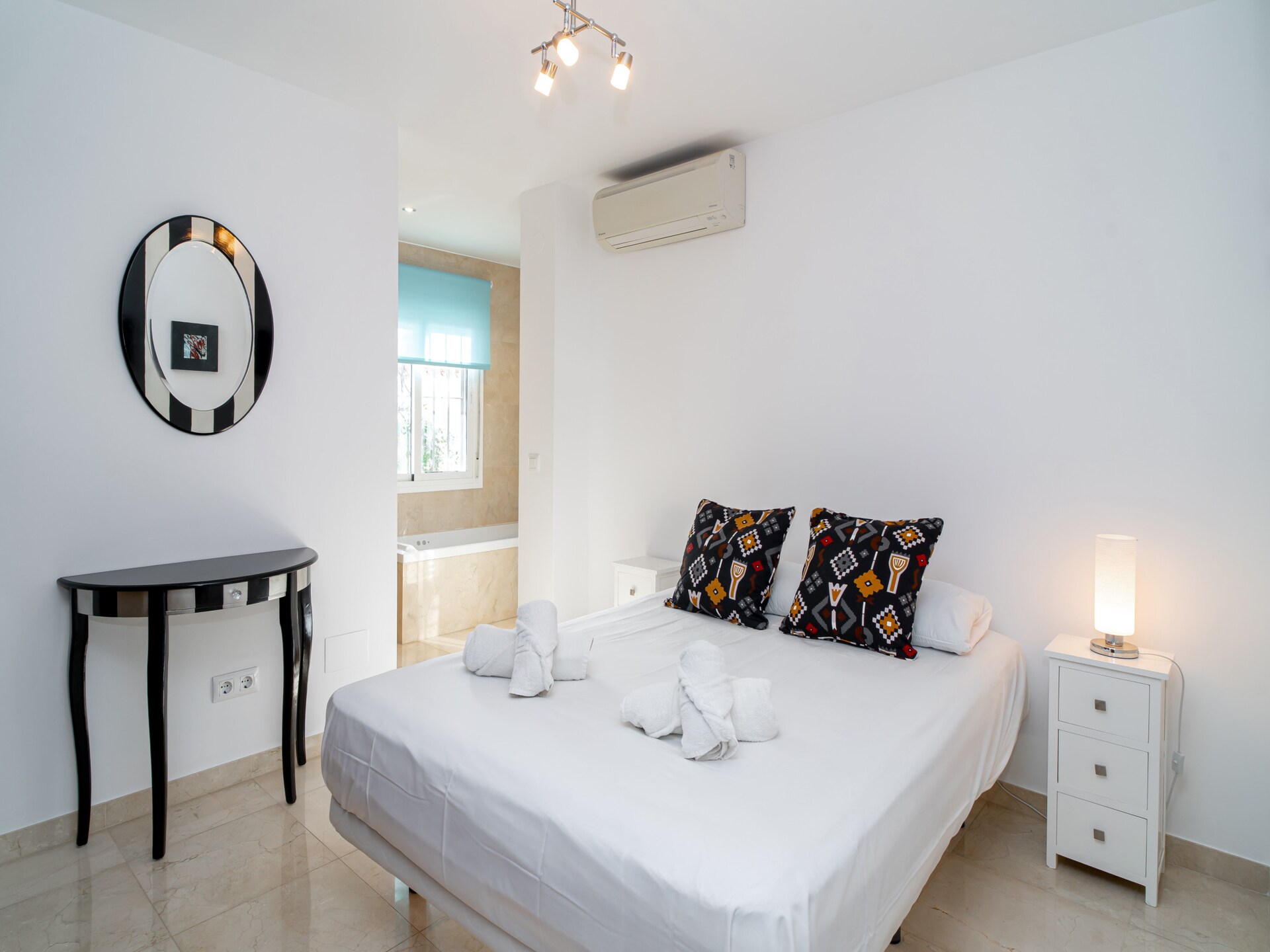 Ruime Villa Grande Luxe met privézwembad aan de golfbaan in Nerja - foto 26
