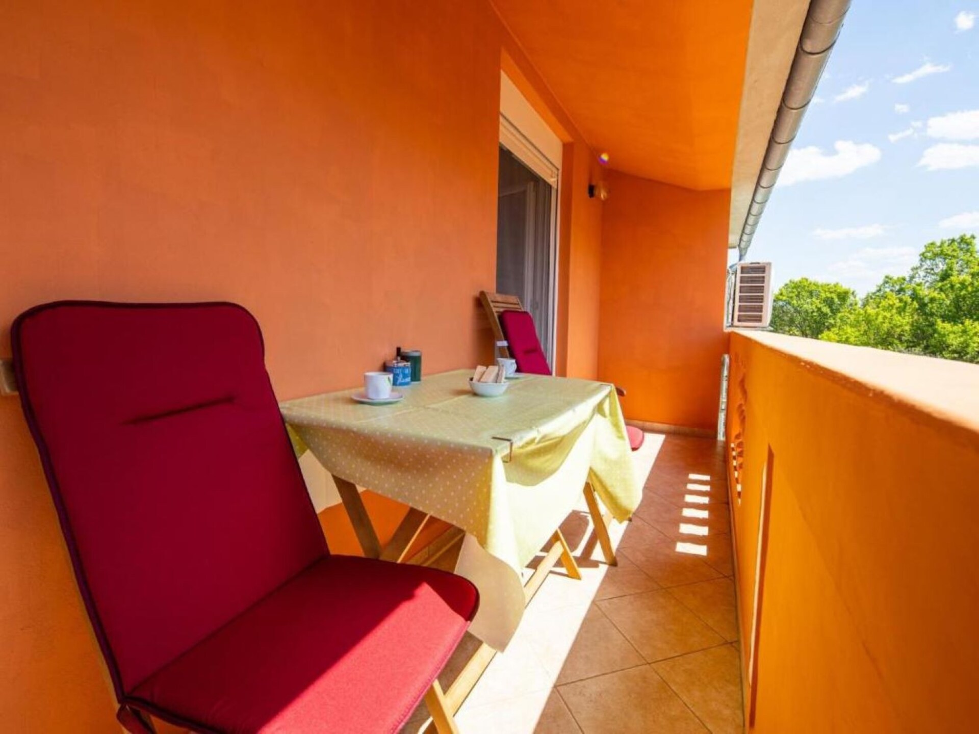 Knus appartement aan zee op Pašman met tuin en BBQ, vlakbij strand - foto 15