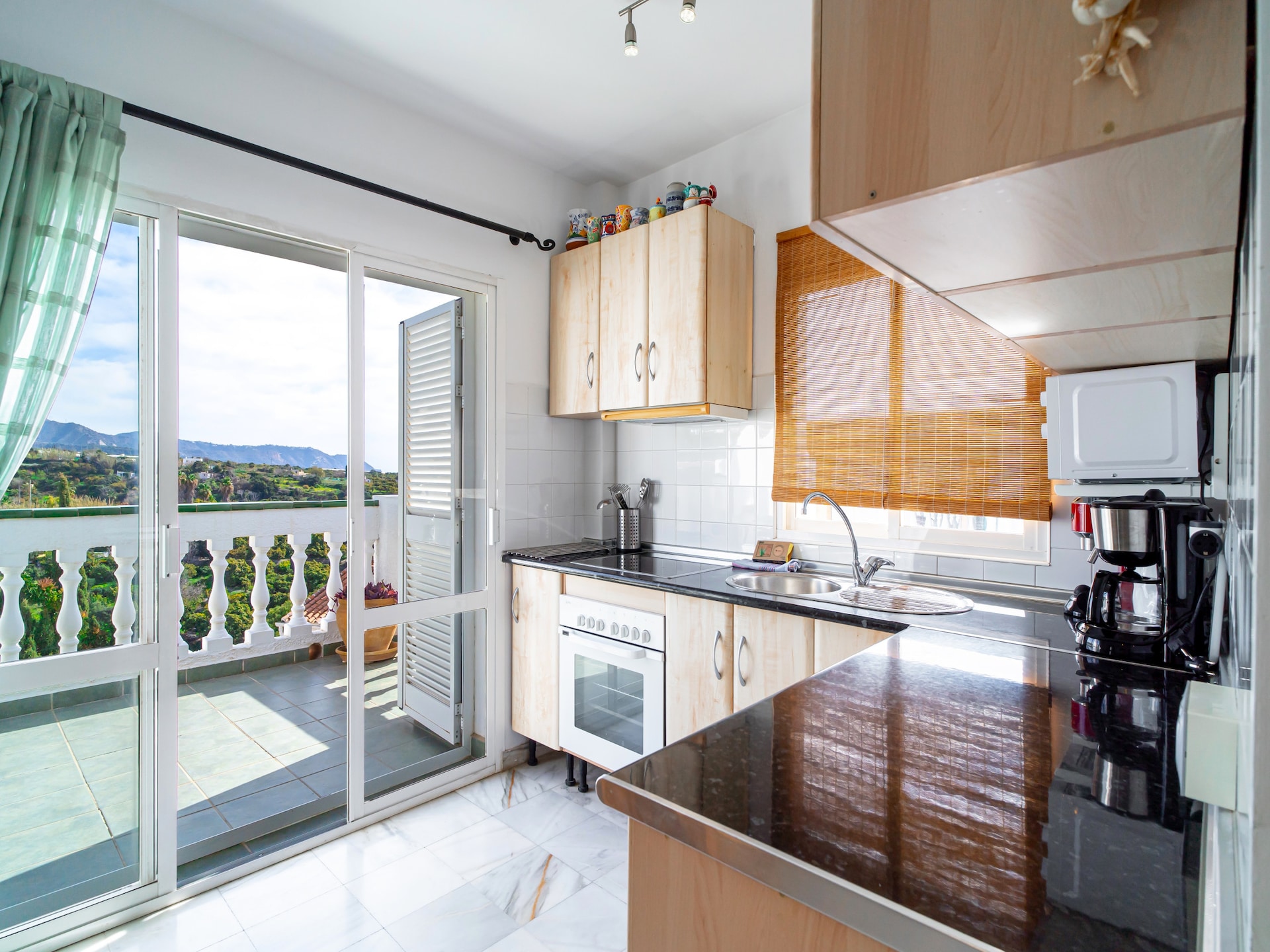 Op 600 m van het strand: Modern appartement in Nerja voor 2 personen - foto 12
