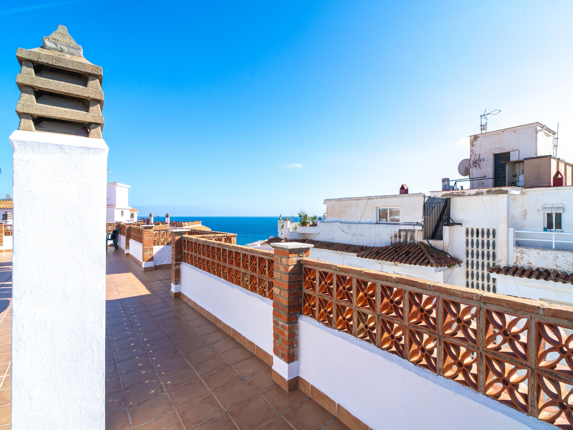 2-persoons studio in het centrum van Nerja op 300m van het strand · 2 pers. - foto 25
